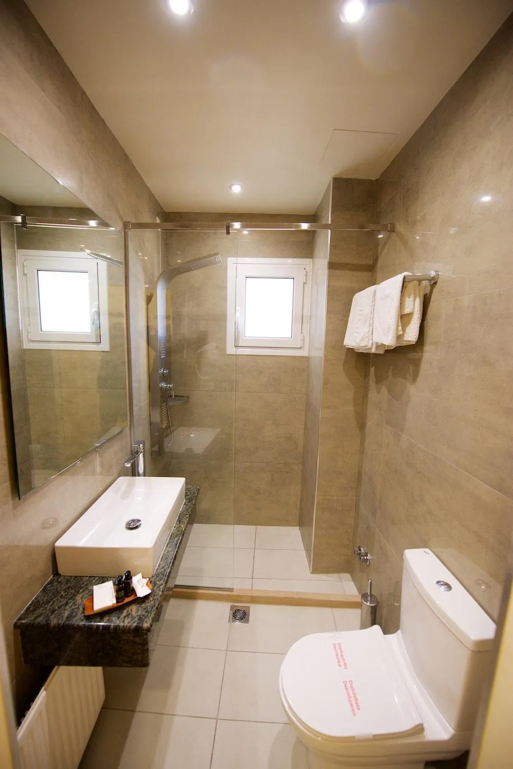 Bathroom in Hotel Dalia