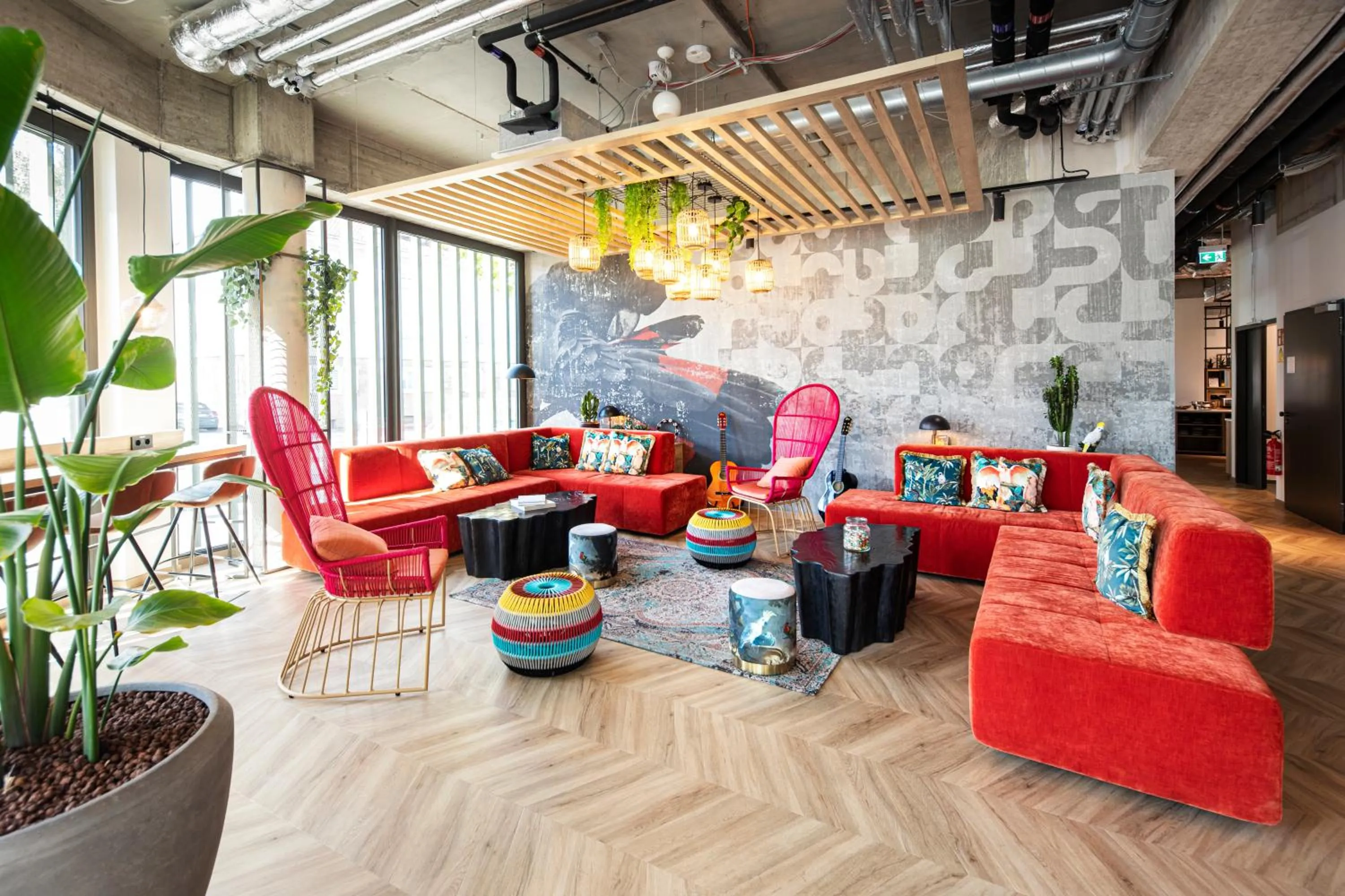 Lobby or reception in LOGINN Hotel Waiblingen