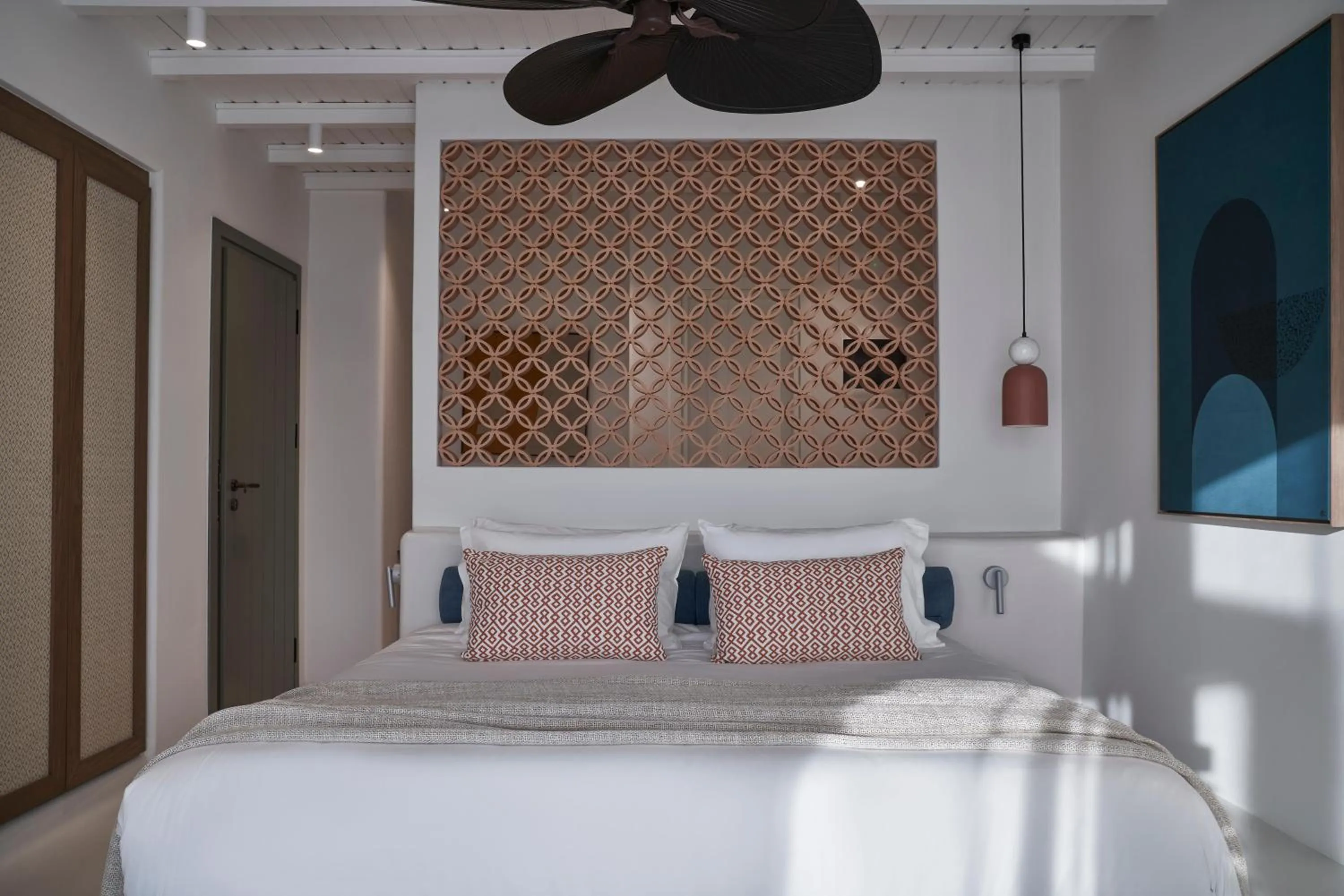 Photo of the whole room, Bed in Andronis Minois