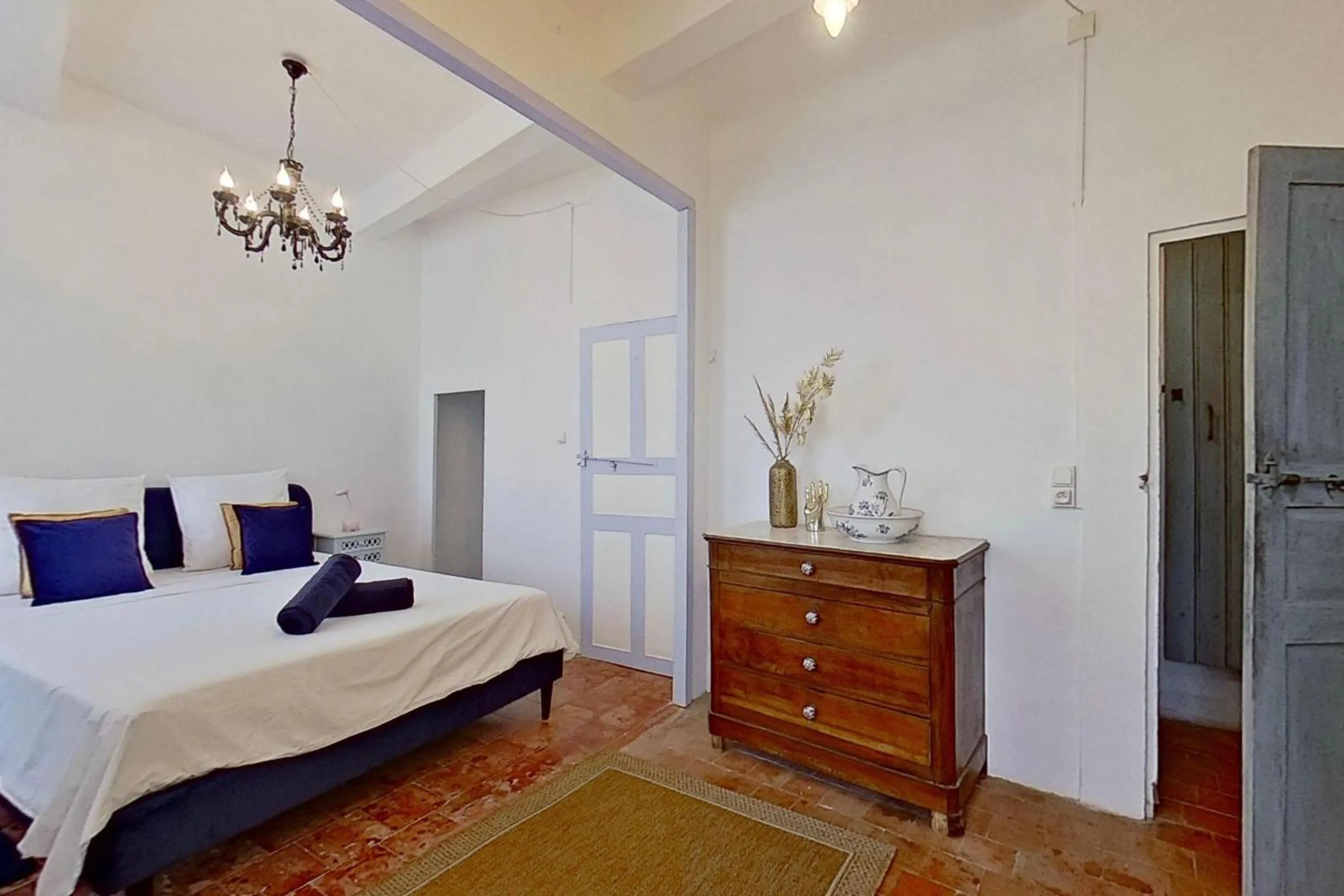 Bed in Les 2 Drôles d'Oiseaux