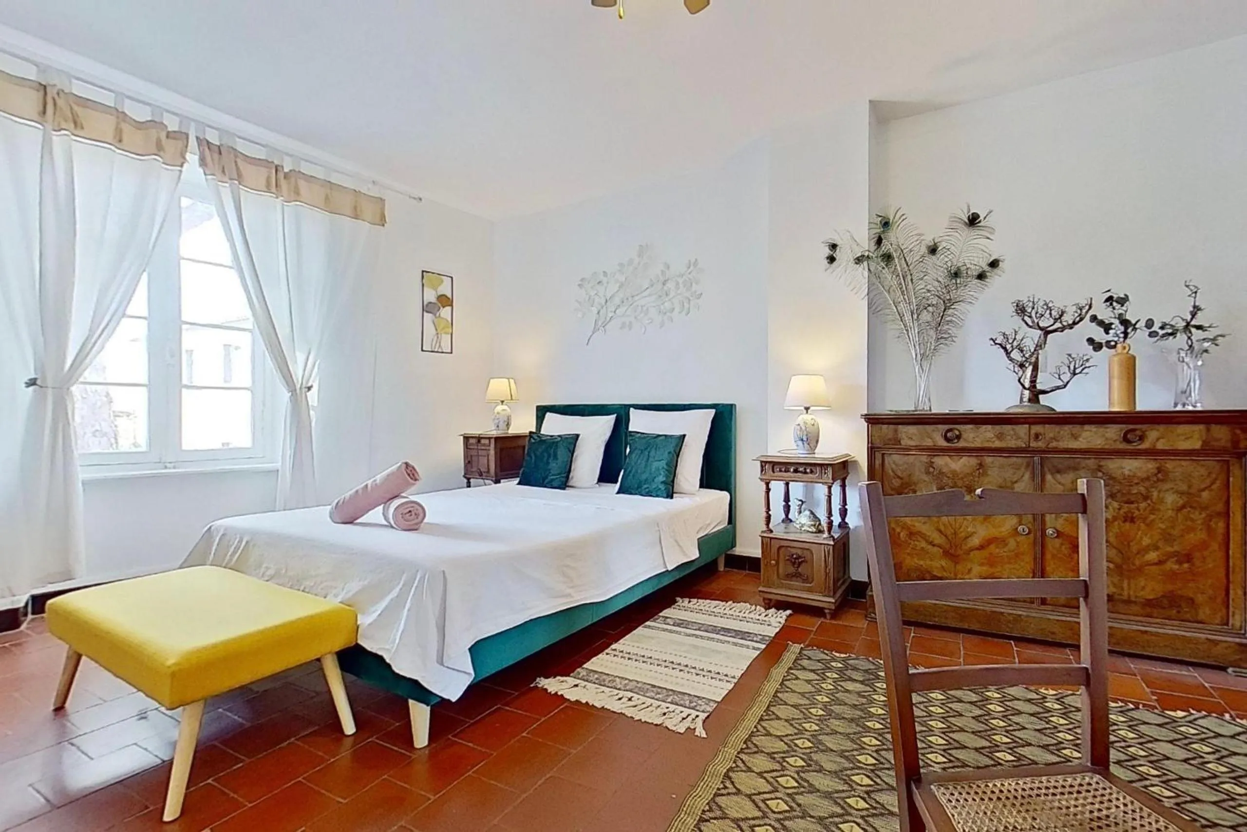 Bed in Les 2 Drôles d'Oiseaux