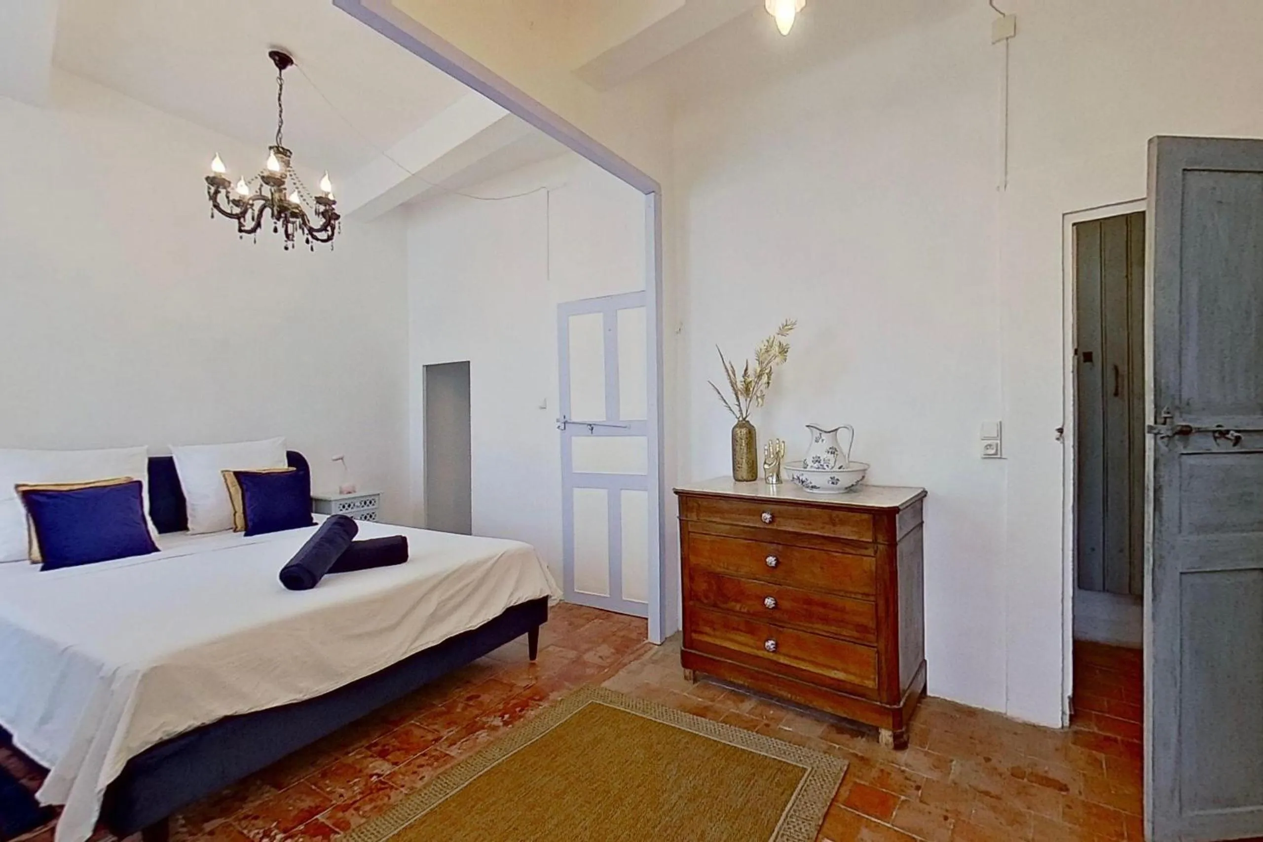 Bed in Les 2 Drôles d'Oiseaux