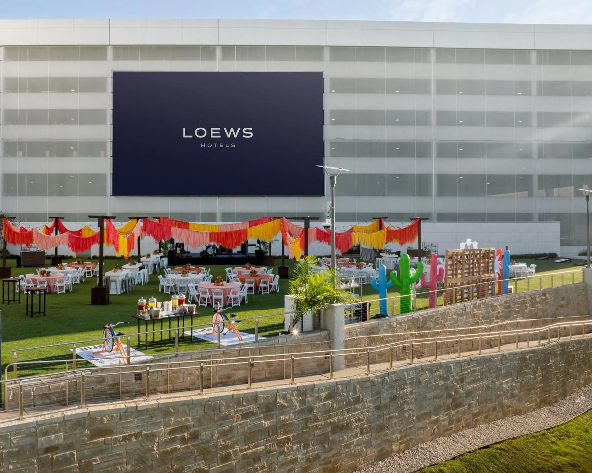 Bird's eye view in Loews Arlington Hotel