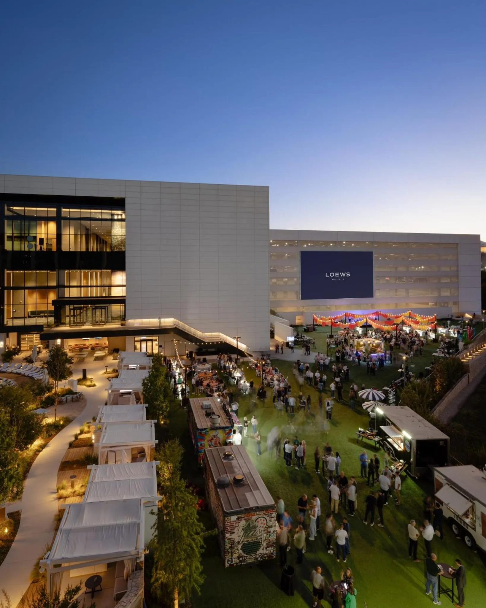 Bird's eye view in Loews Arlington Hotel
