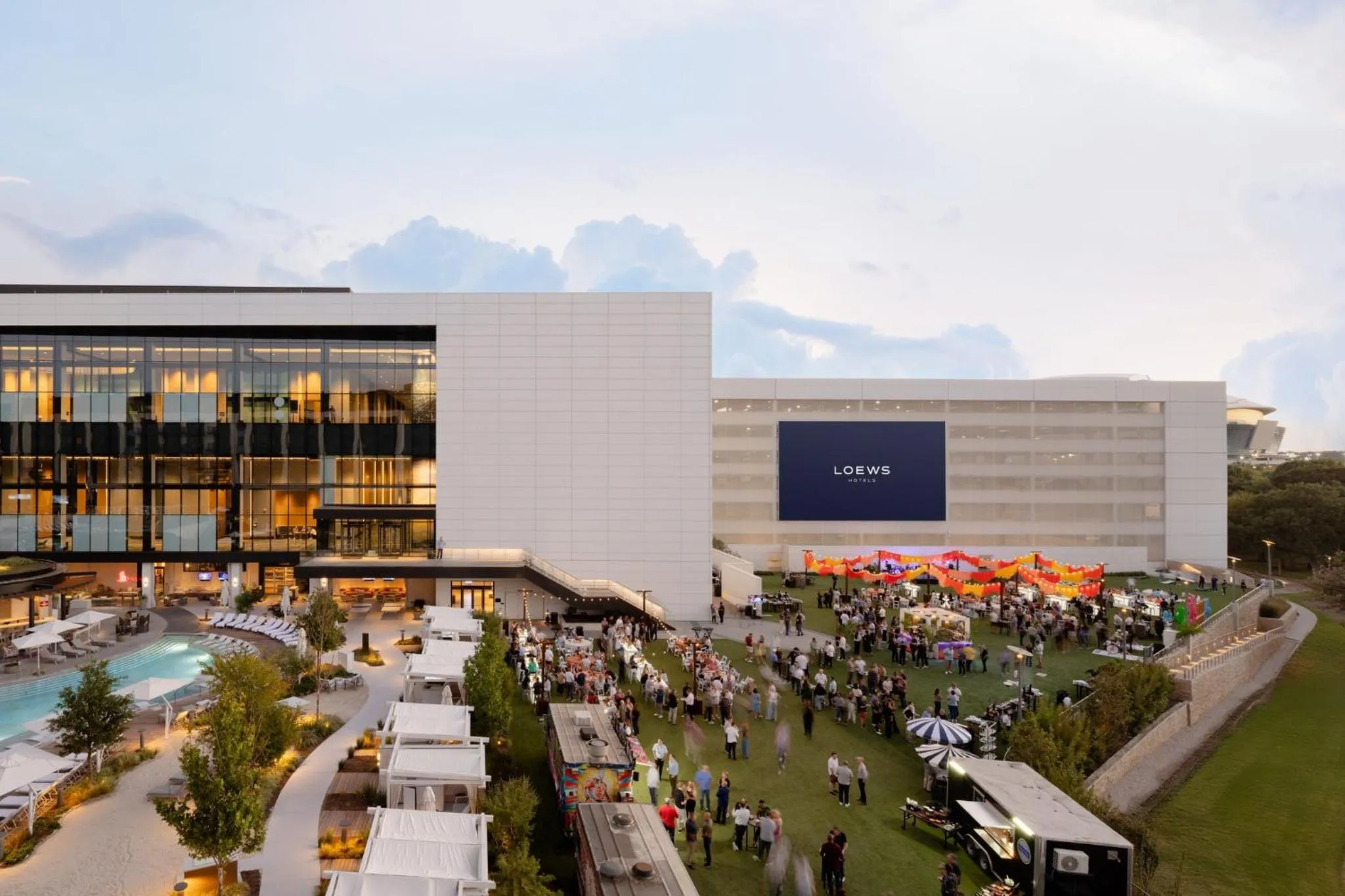 Bird's eye view in Loews Arlington Hotel