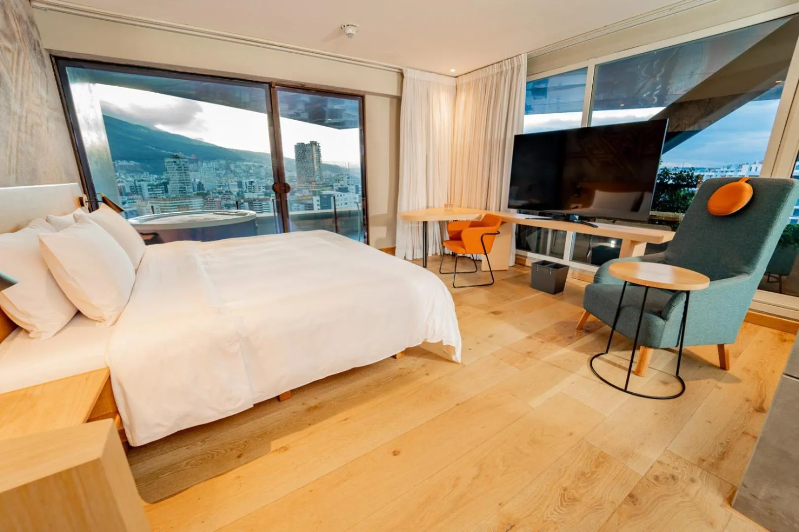 Bed in GO Quito Hotel