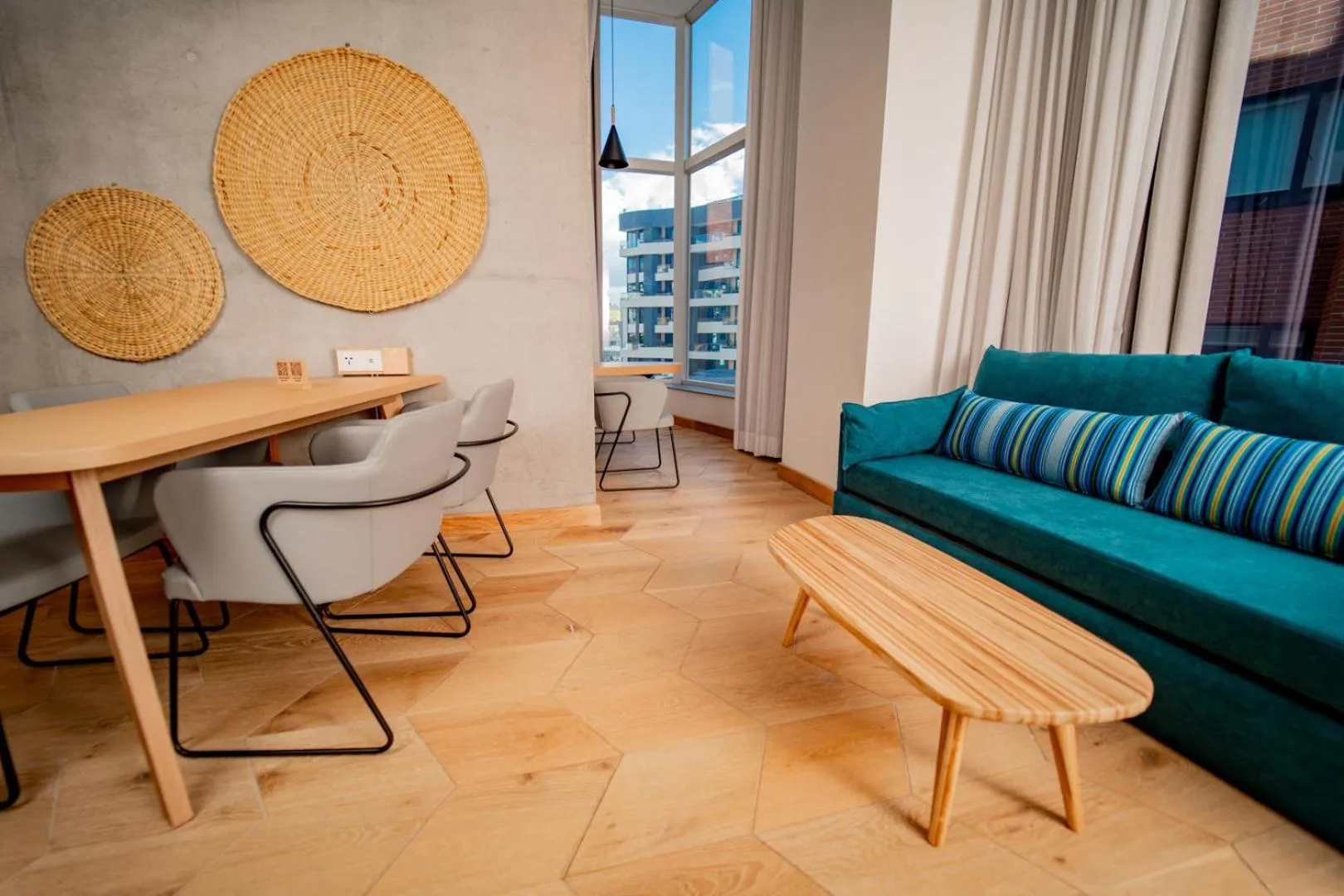 Living room in GO Quito Hotel