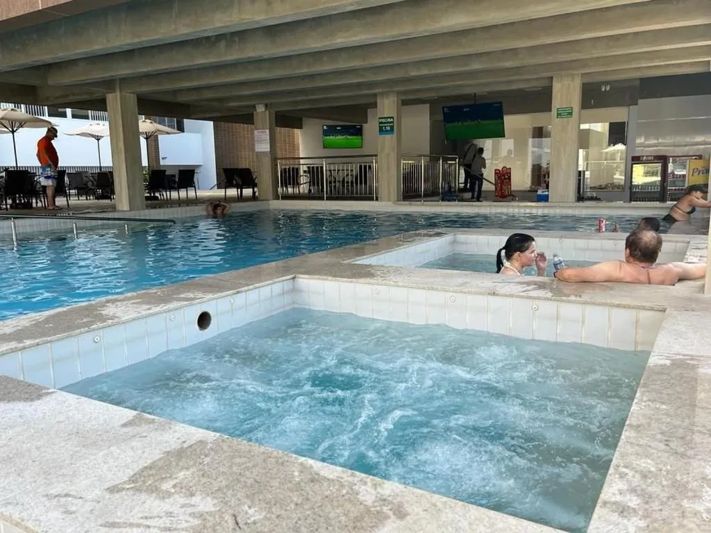 Pool view in Spazzio diRoma Com Parque Acqua Park Diroma Incluso