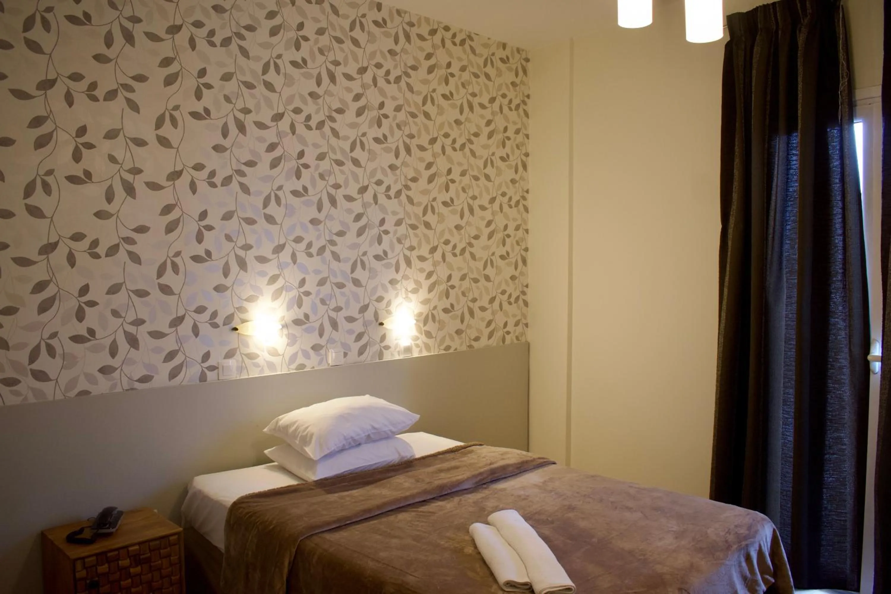 Bed in Nafsika Hotel Athens Centre