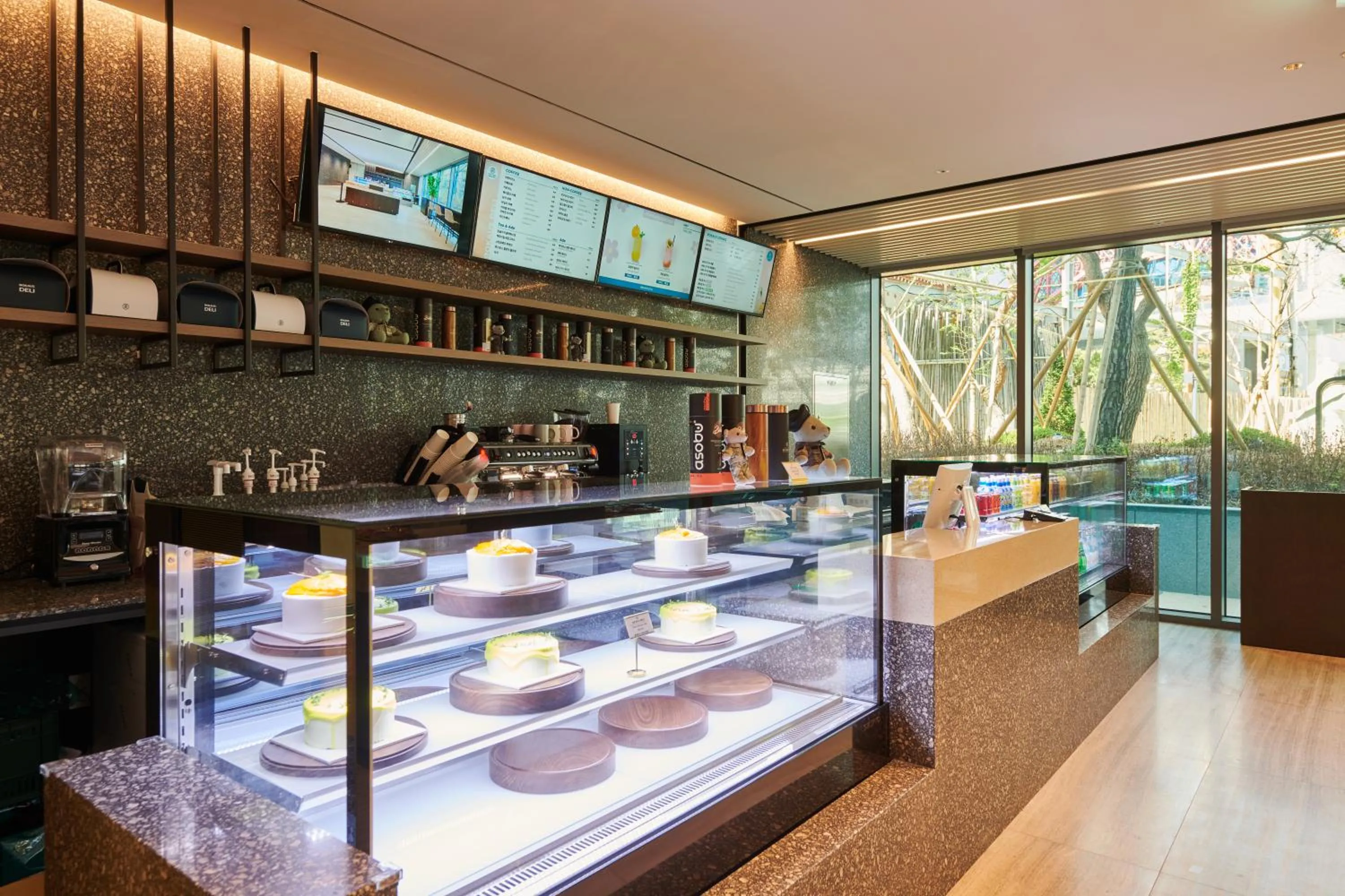 Property building in Nine Tree Premier ROKAUS Hotel Seoul Yongsan