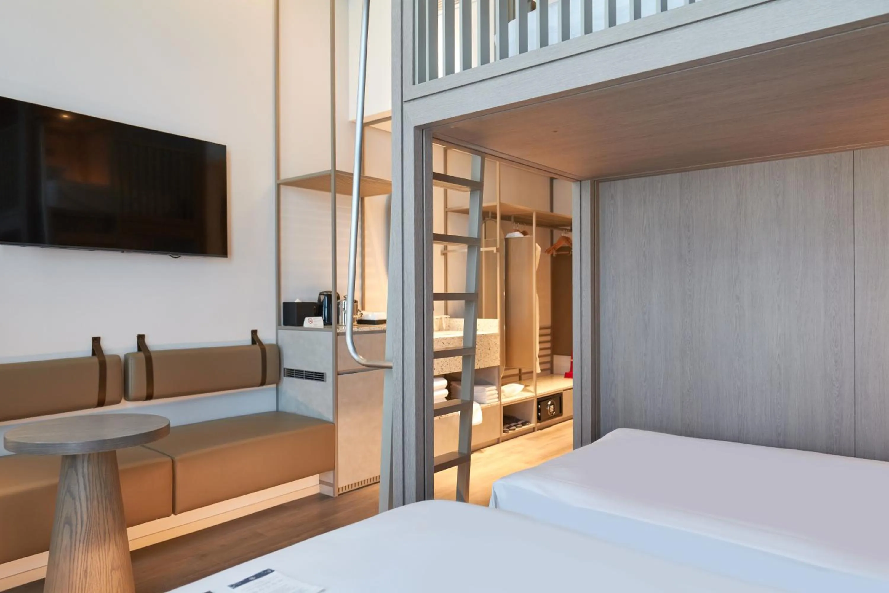 Bed in Nine Tree Premier ROKAUS Hotel Seoul Yongsan