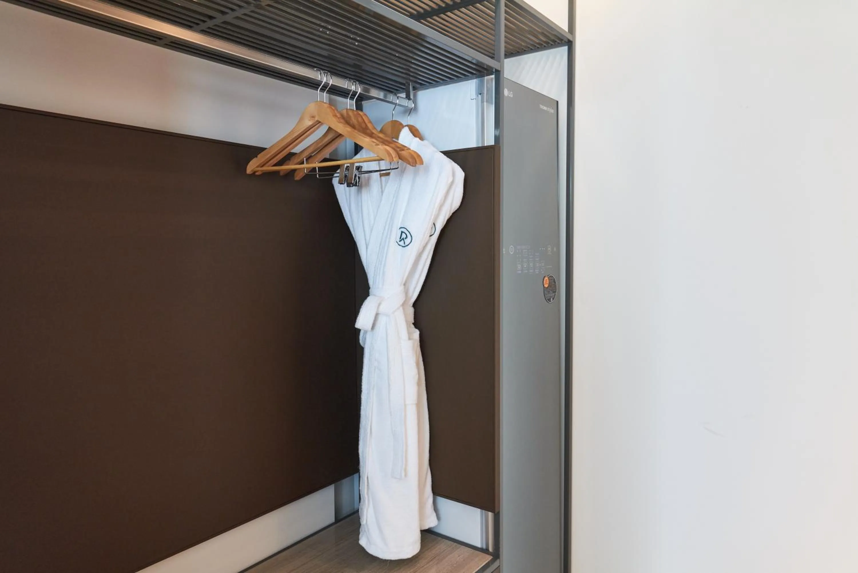 wardrobe in Nine Tree Premier ROKAUS Hotel Seoul Yongsan