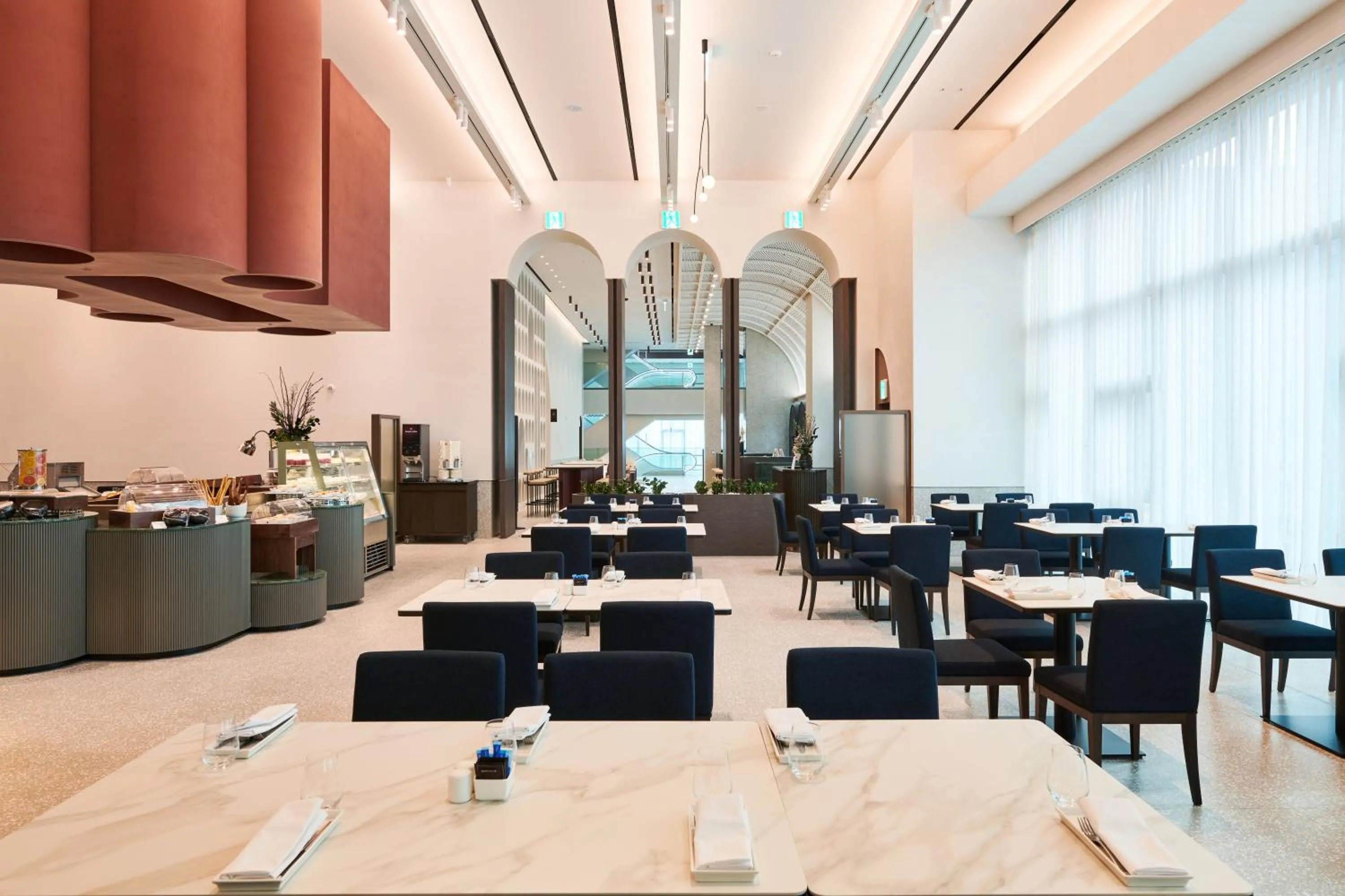 Restaurant/places to eat in Nine Tree Premier ROKAUS Hotel Seoul Yongsan