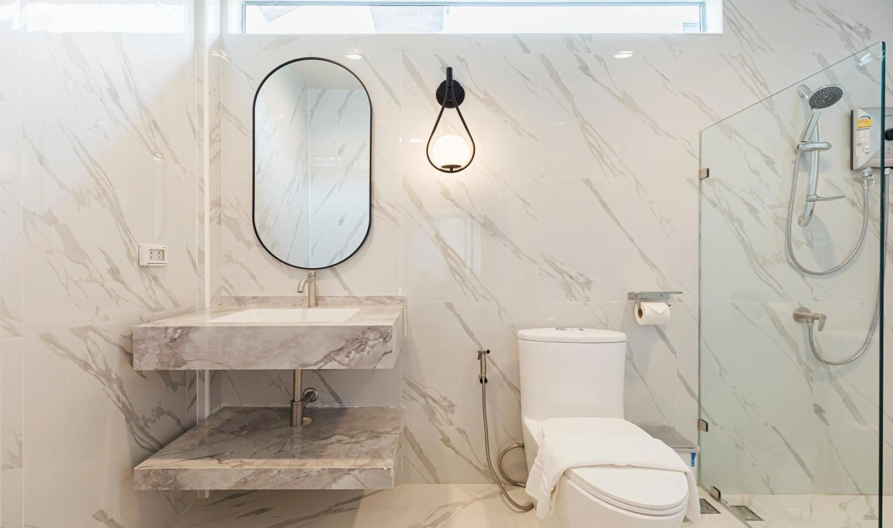 Shower in Sea Season Pool Villa Pattaya