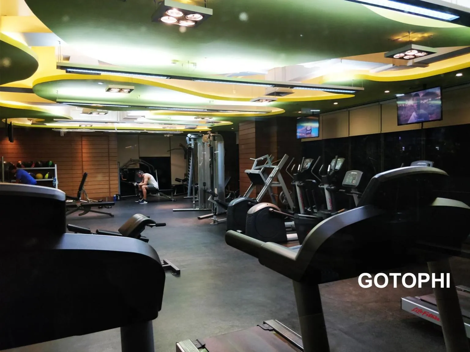 Fitness centre/facilities in The Knightsbridge Residences
