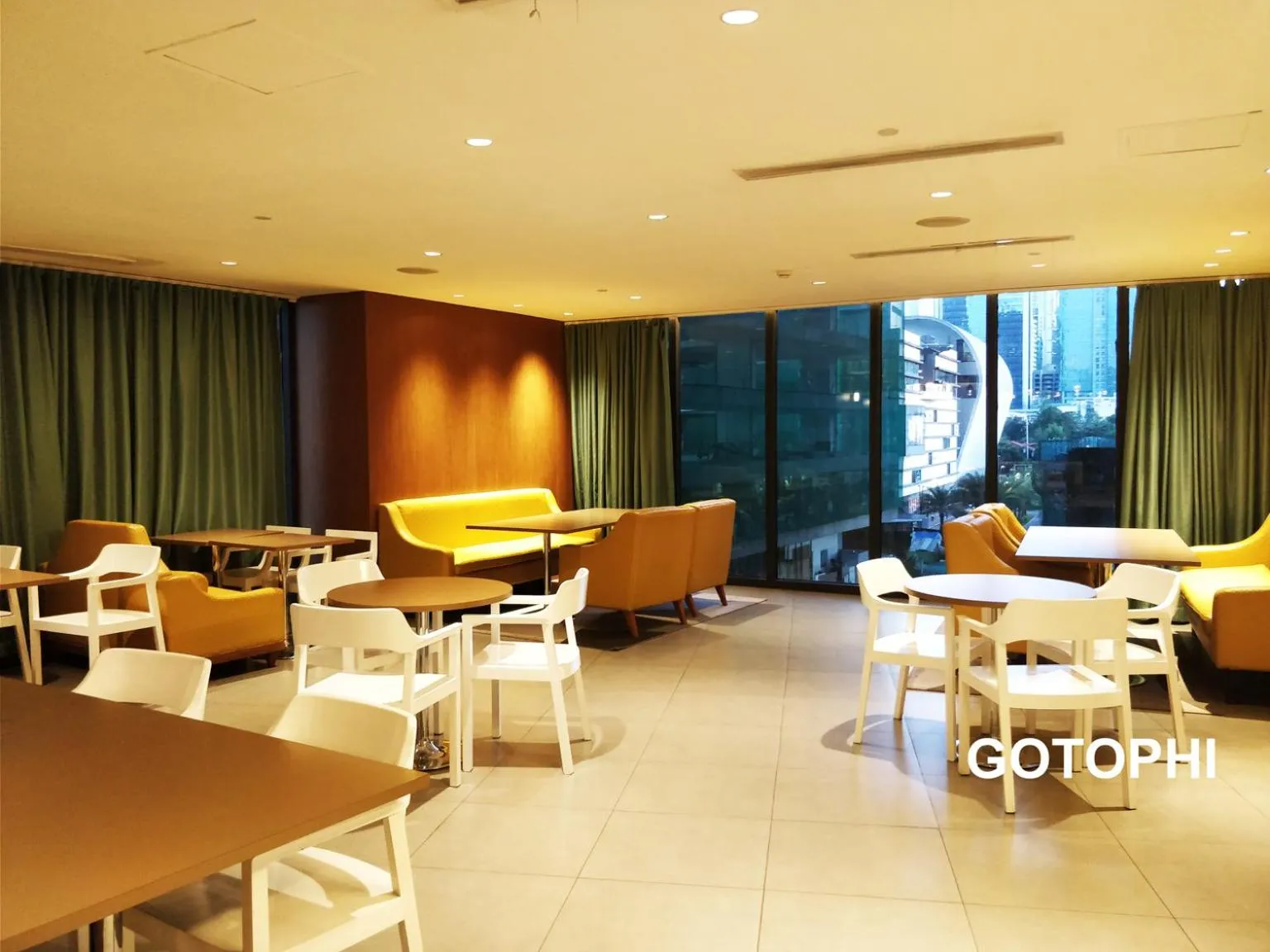 Meeting/conference room in The Knightsbridge Residences