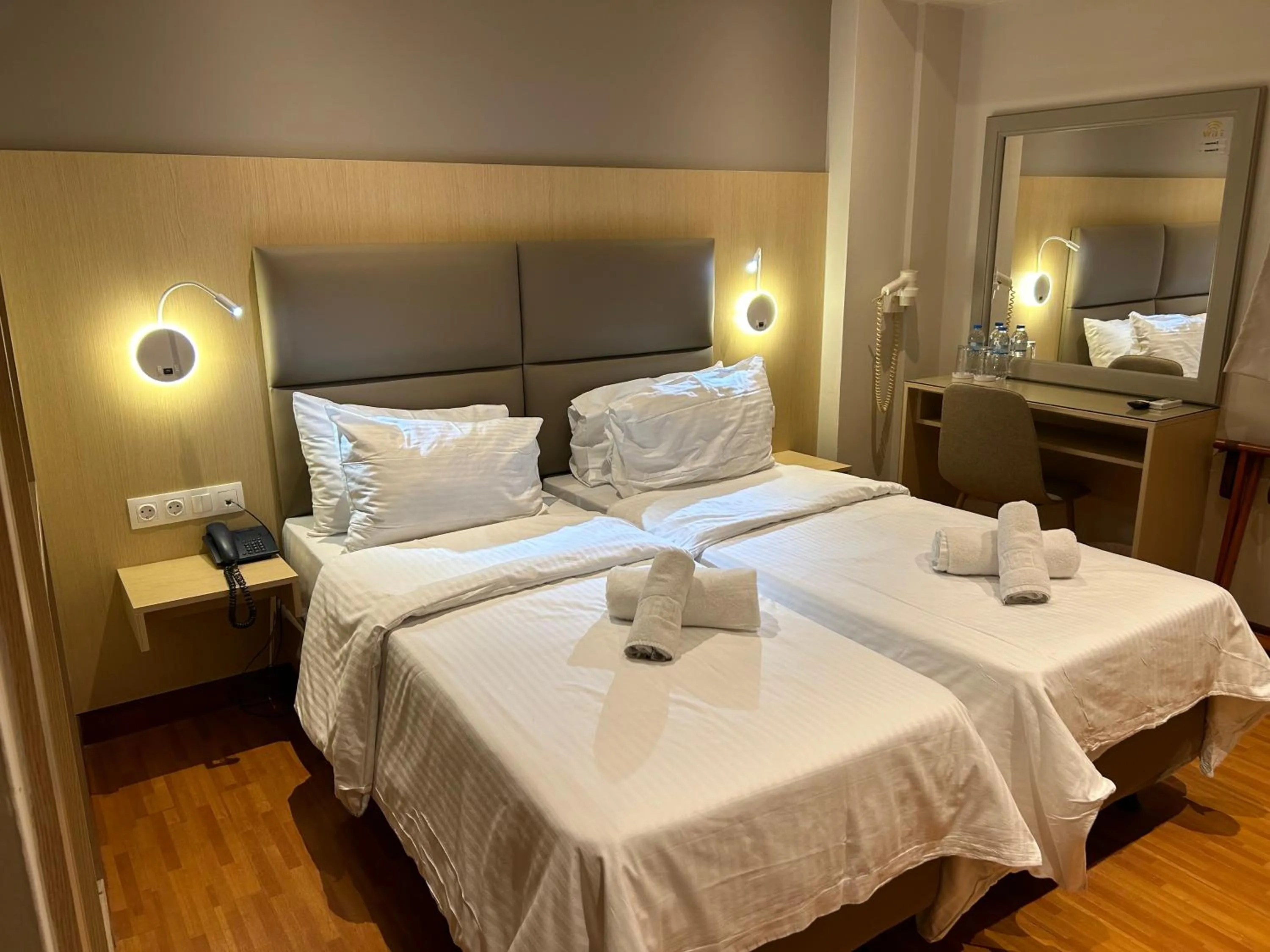 Bedroom, Bed in Anemoni Piraeus Hotel