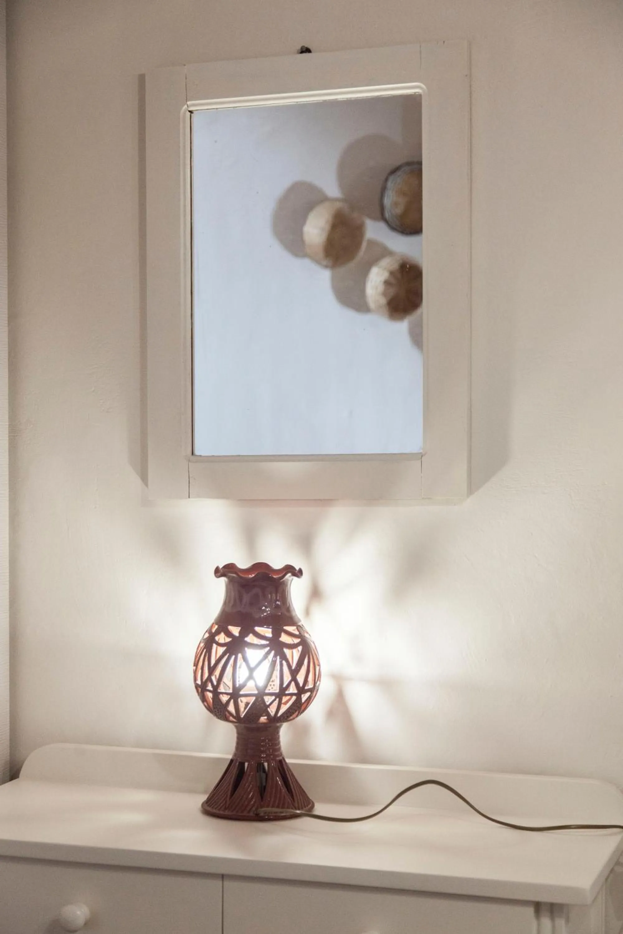 Decorative detail in KasteliSuites