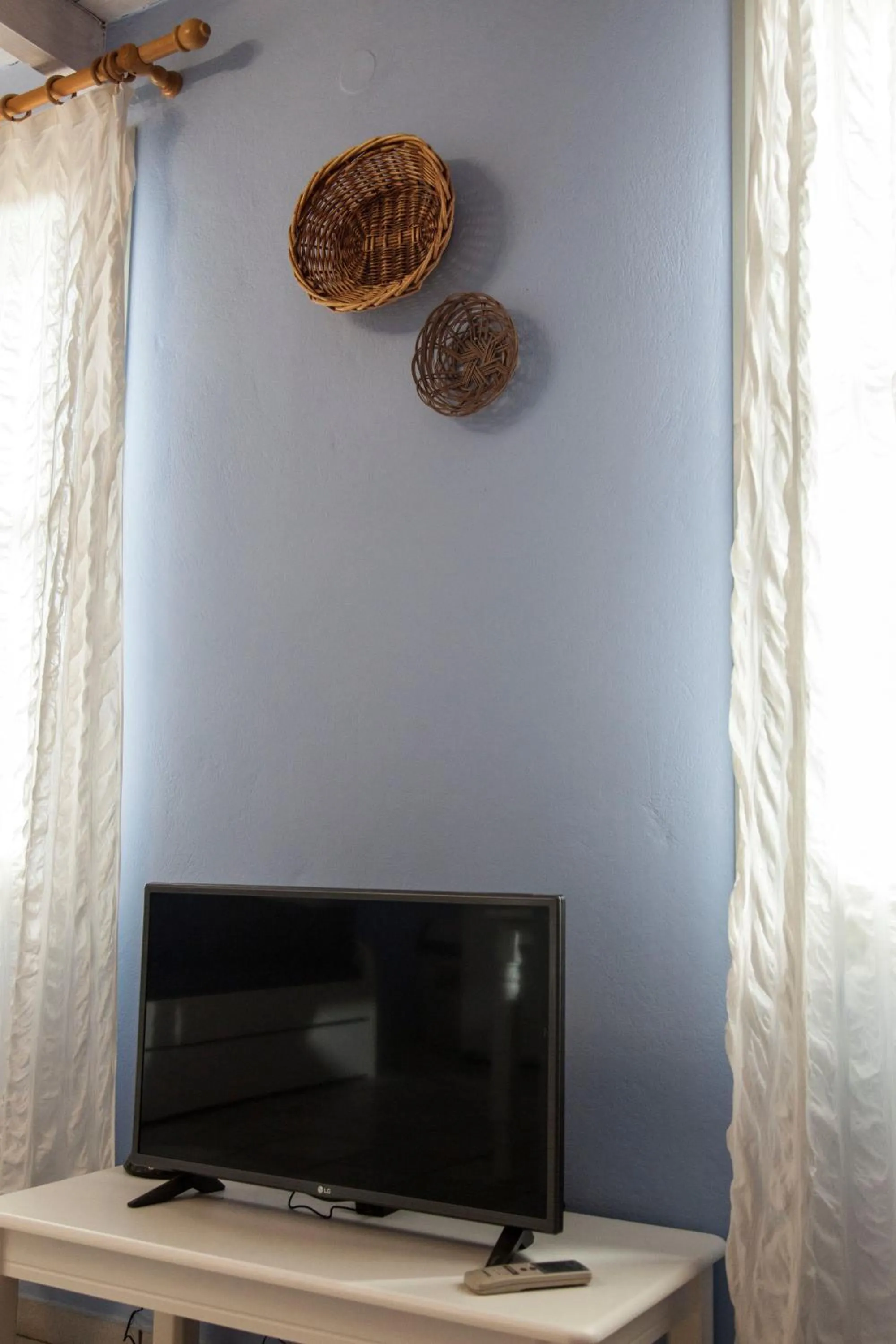 Decorative detail in KasteliSuites