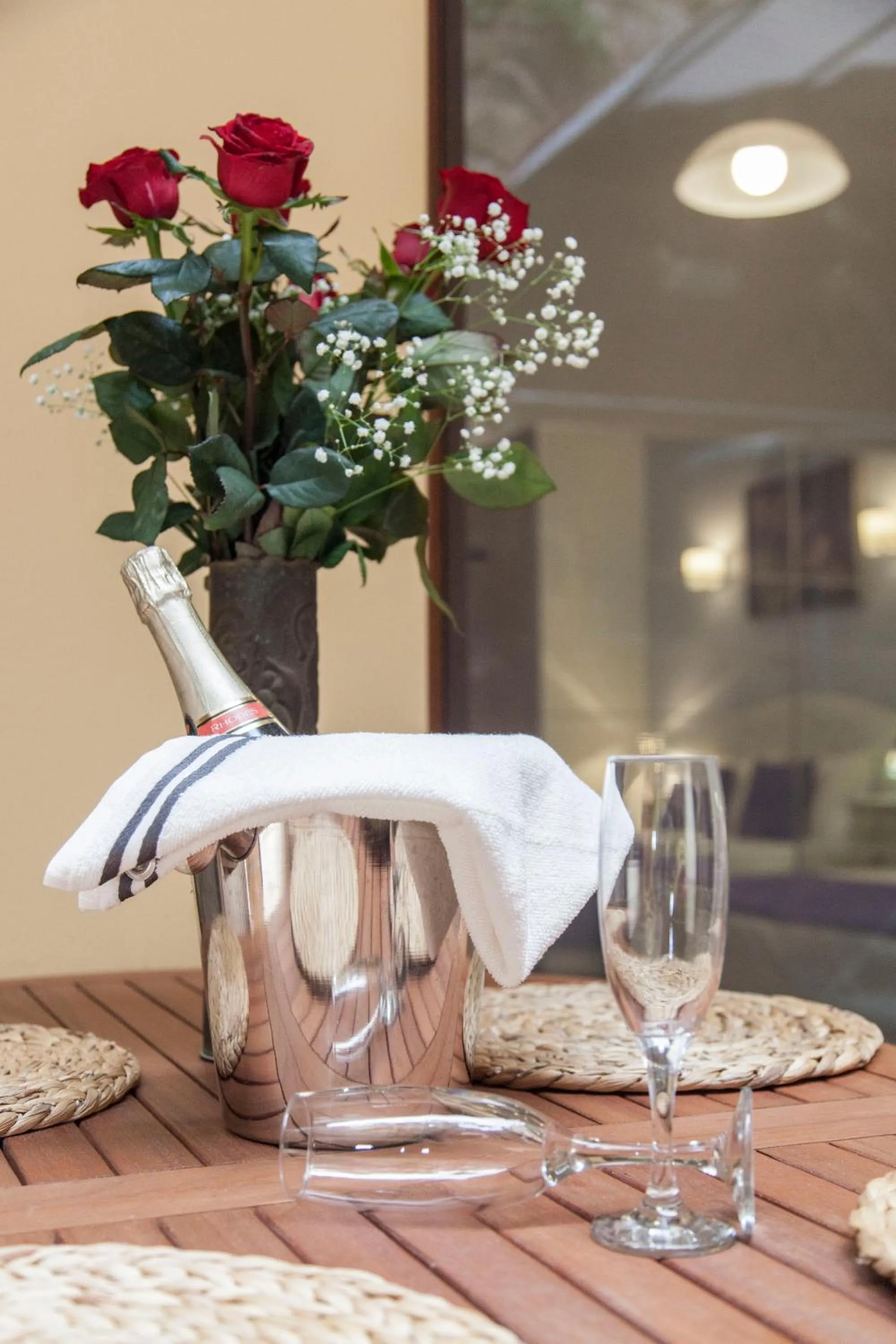 Decorative detail in KasteliSuites