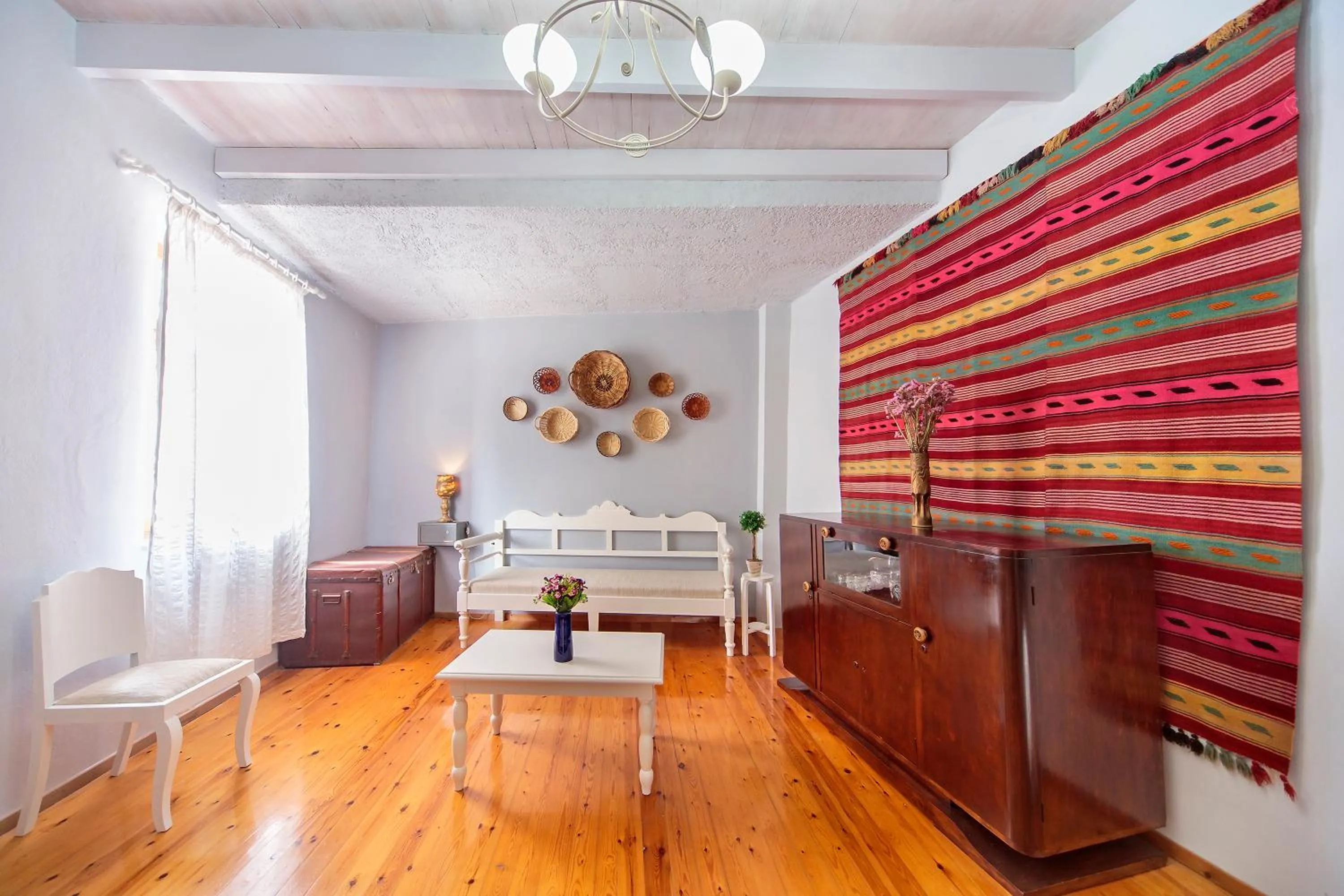 Living room in KasteliSuites