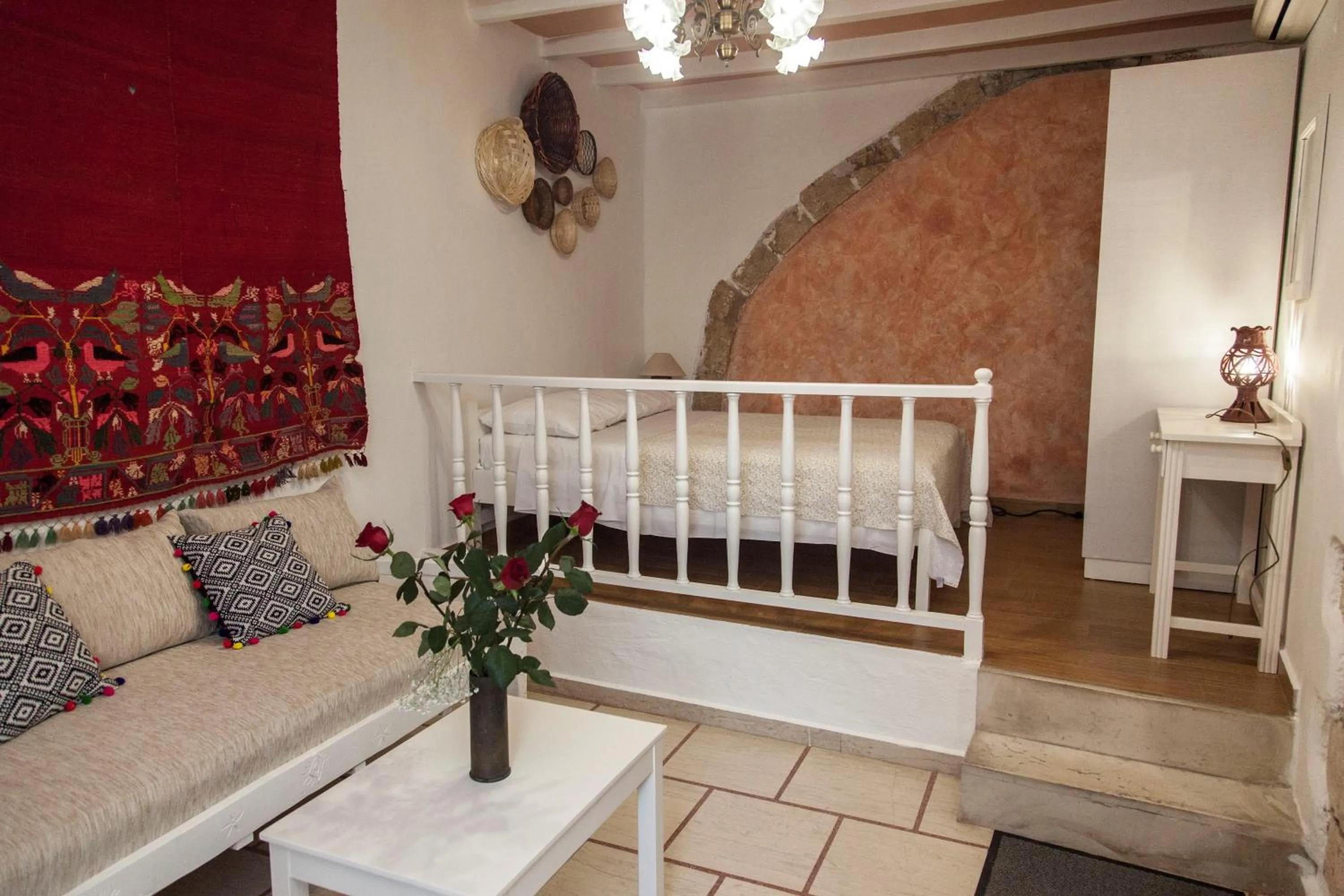 Bedroom in KasteliSuites