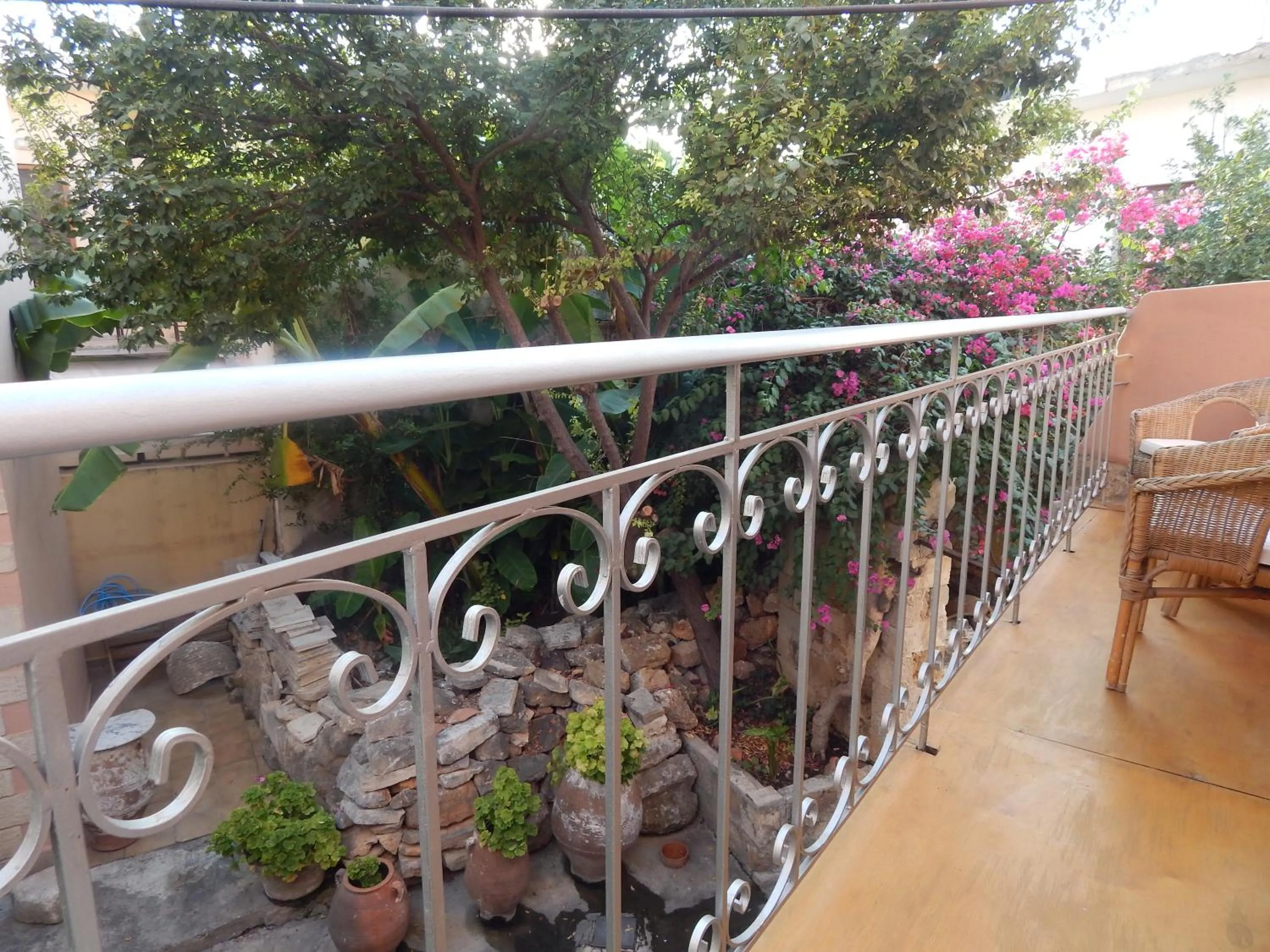 Balcony/Terrace in KasteliSuites