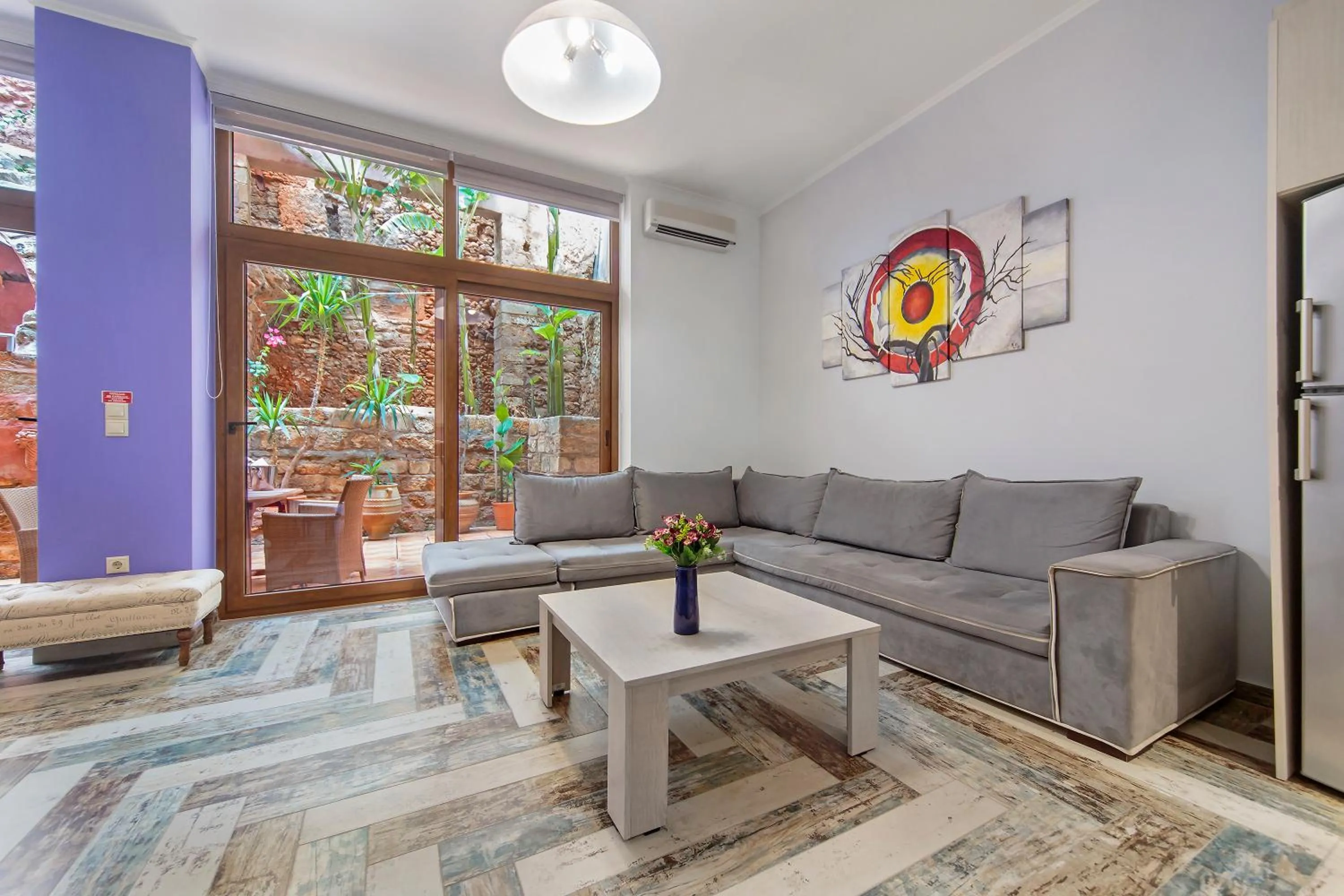 Living room in KasteliSuites