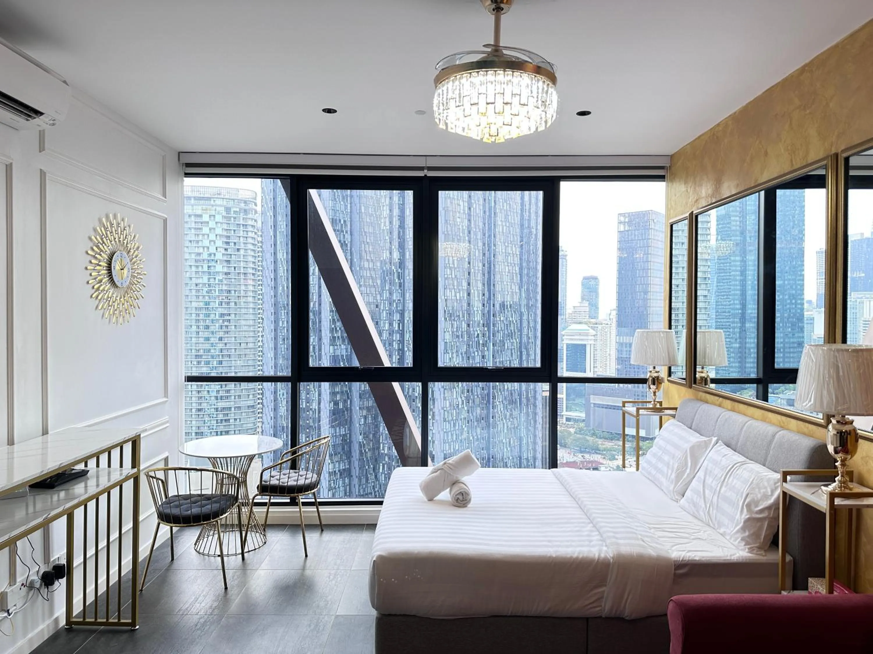 Bed in Scarletz Suites KLCC Twin Tower by Purple Orchid