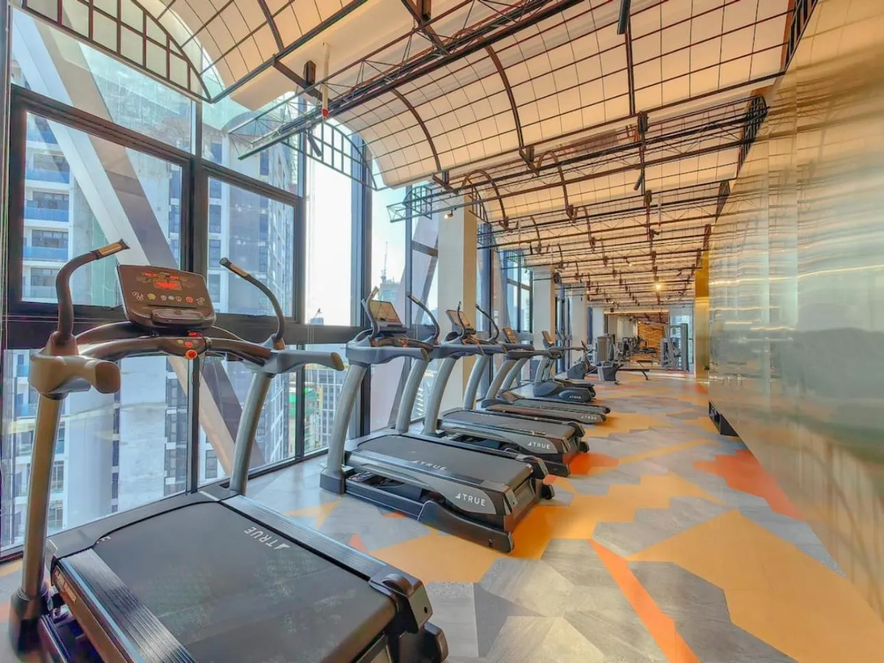 Fitness centre/facilities in Scarletz Suites KLCC Twin Tower by Purple Orchid