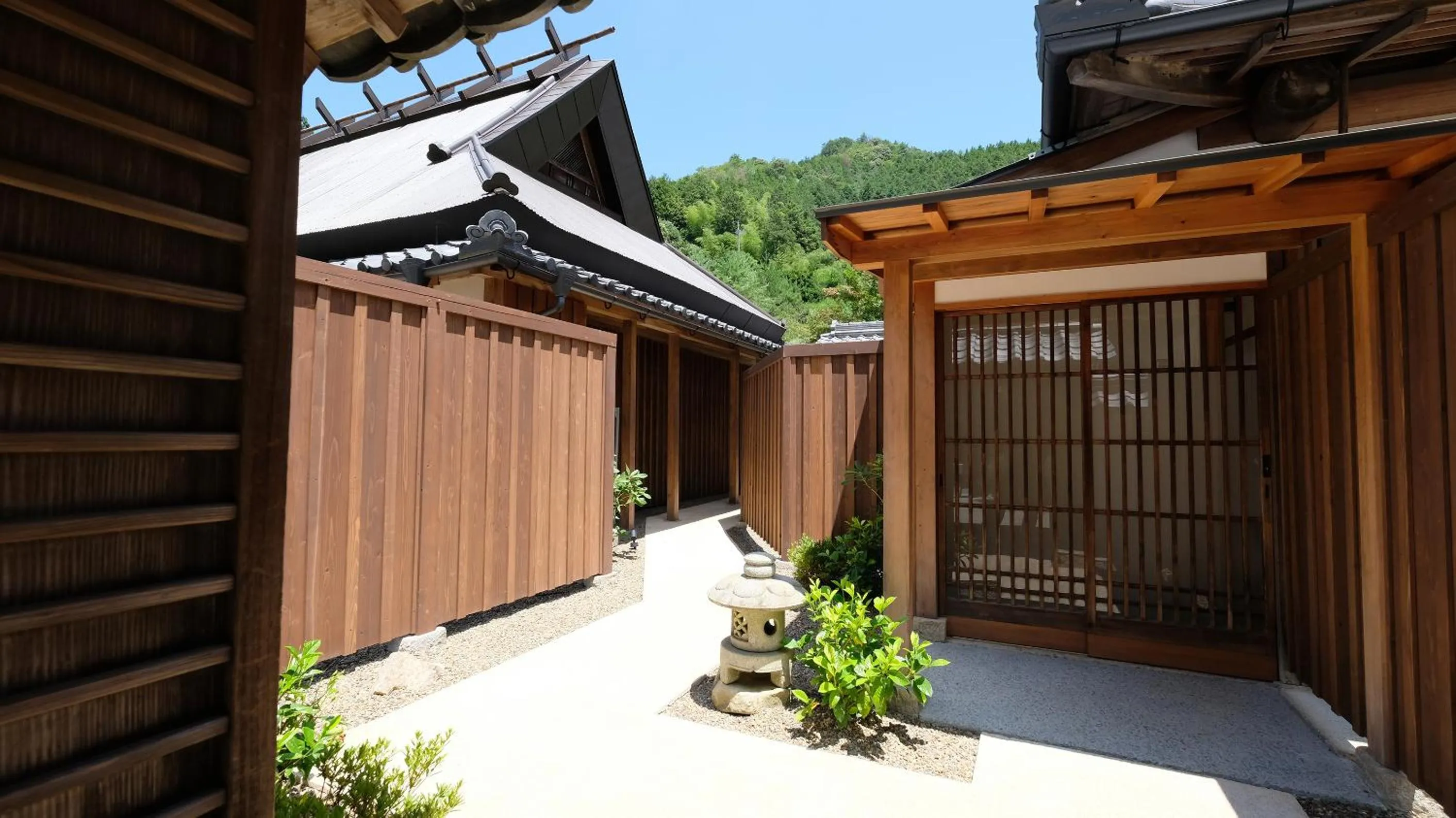 Property building in Satoyama Hotel Kanenone Tamba