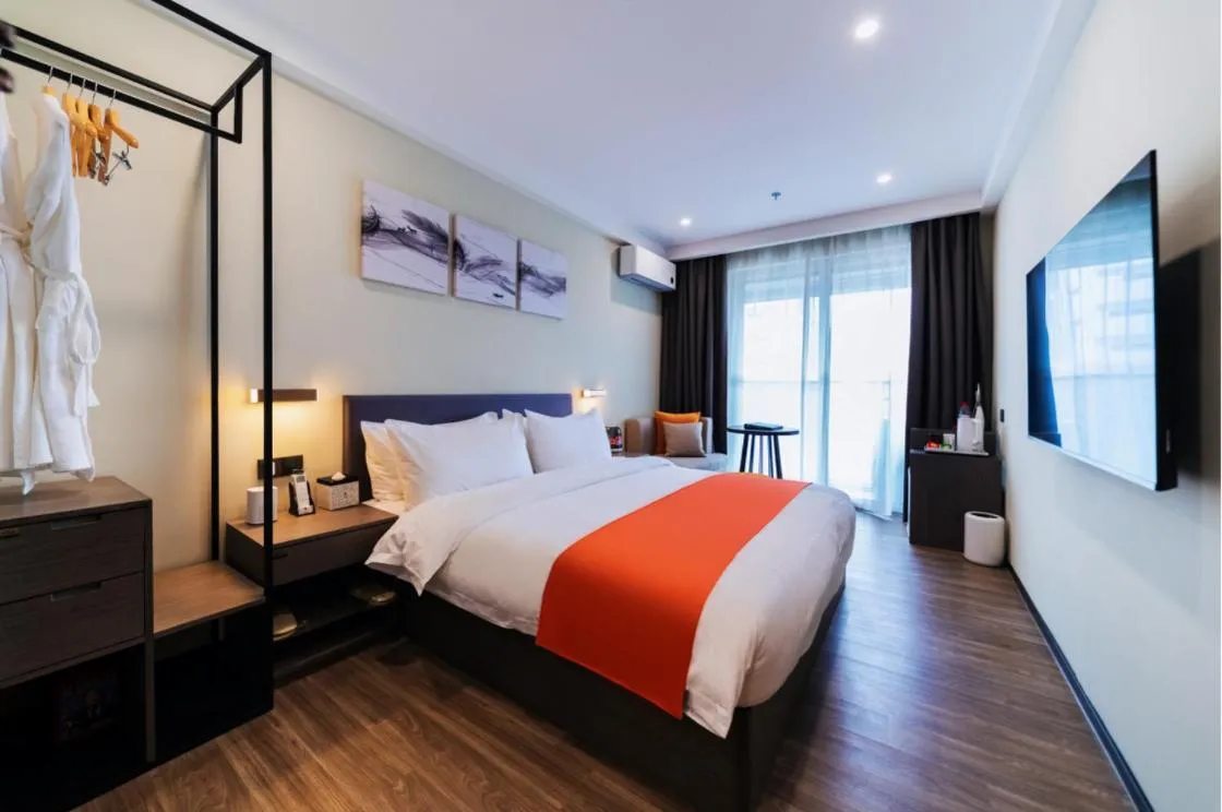 Bed in Shenzhen Kingkey Kingyu Hotel