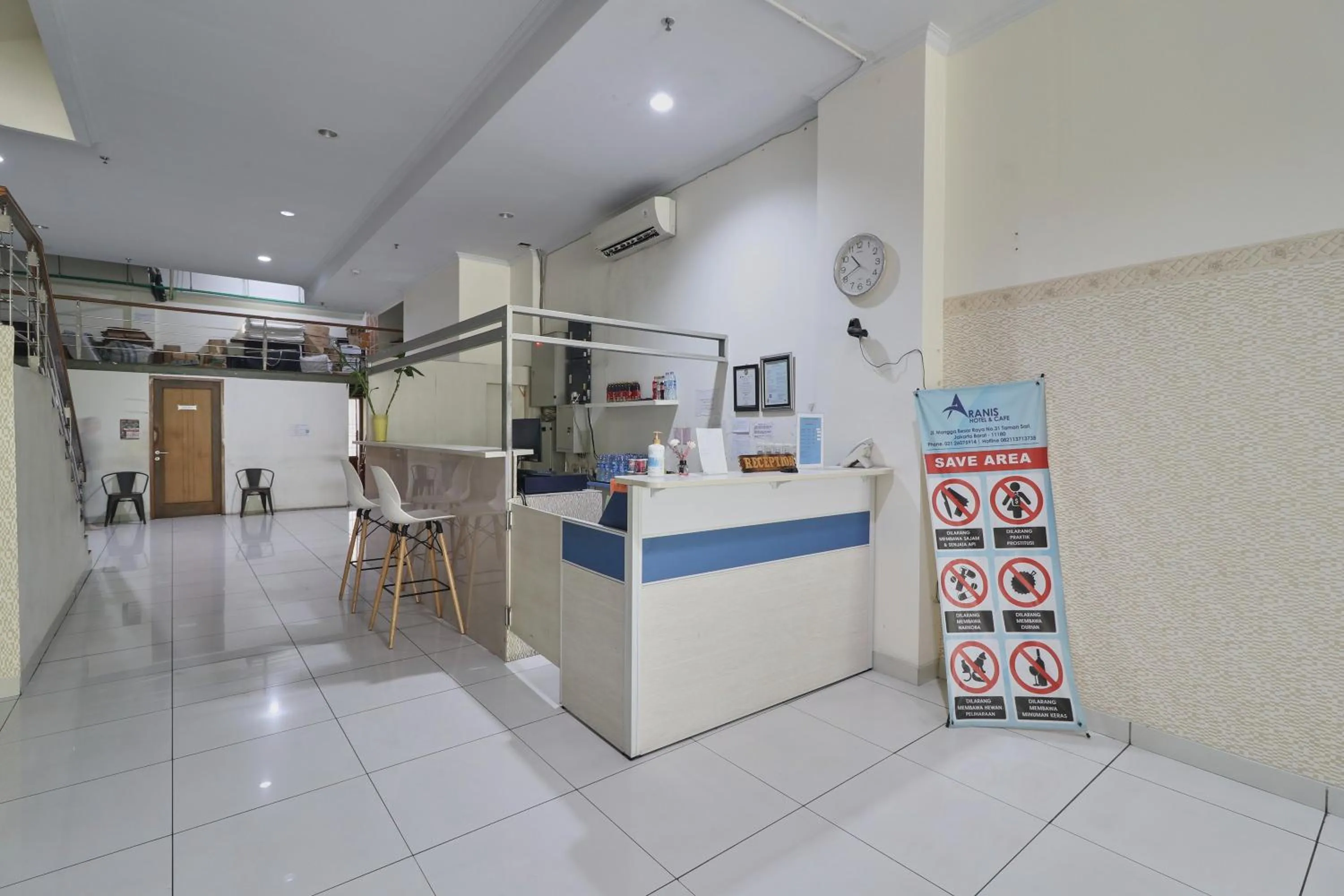 Lobby or reception in Aranis Hotel