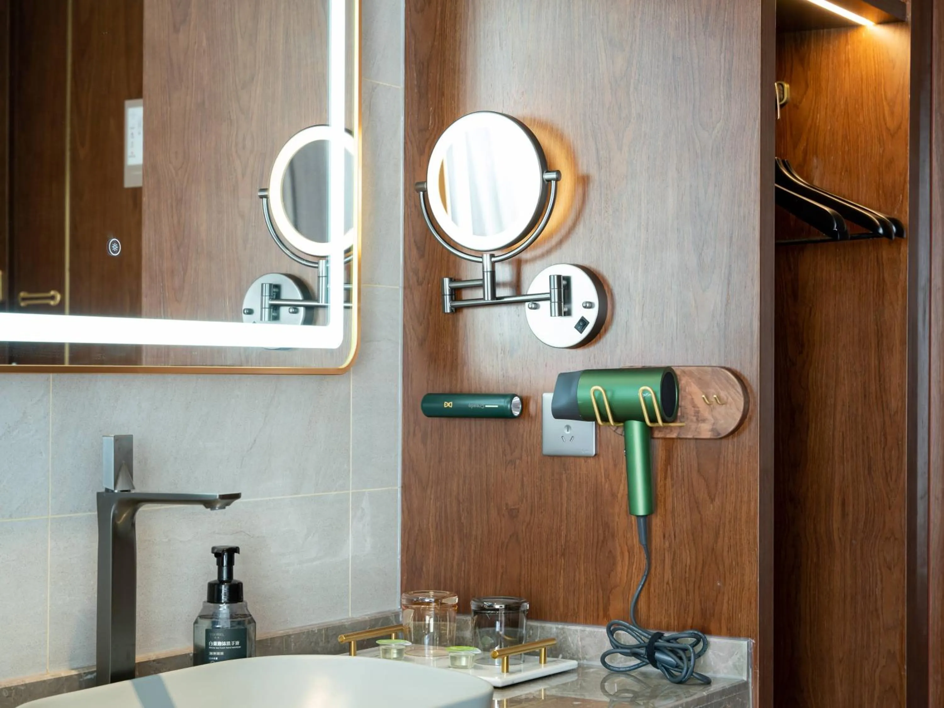 Other in Nost algia S Hotel Beijing Liangxiang University Town