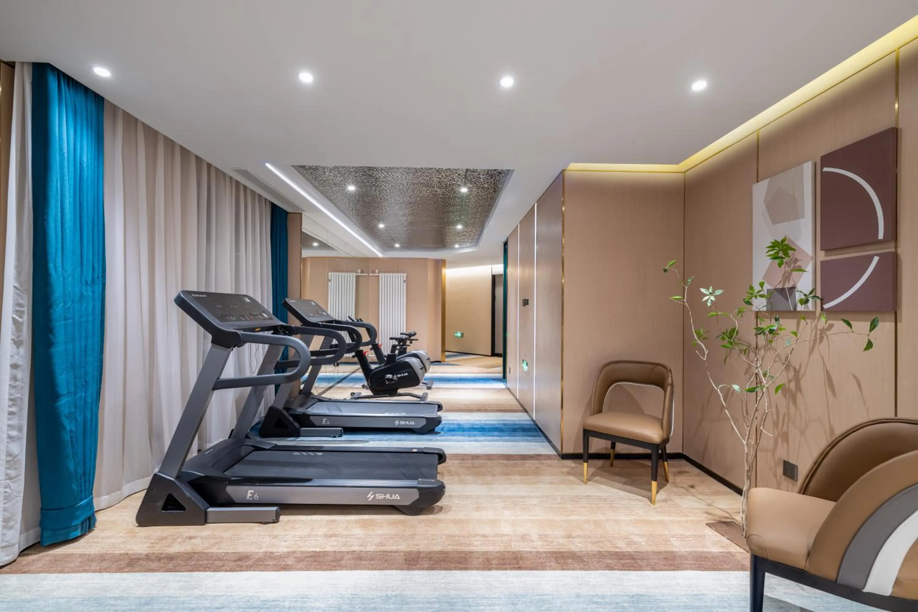 Fitness centre/facilities in Nost algia S Hotel Beijing Liangxiang University Town