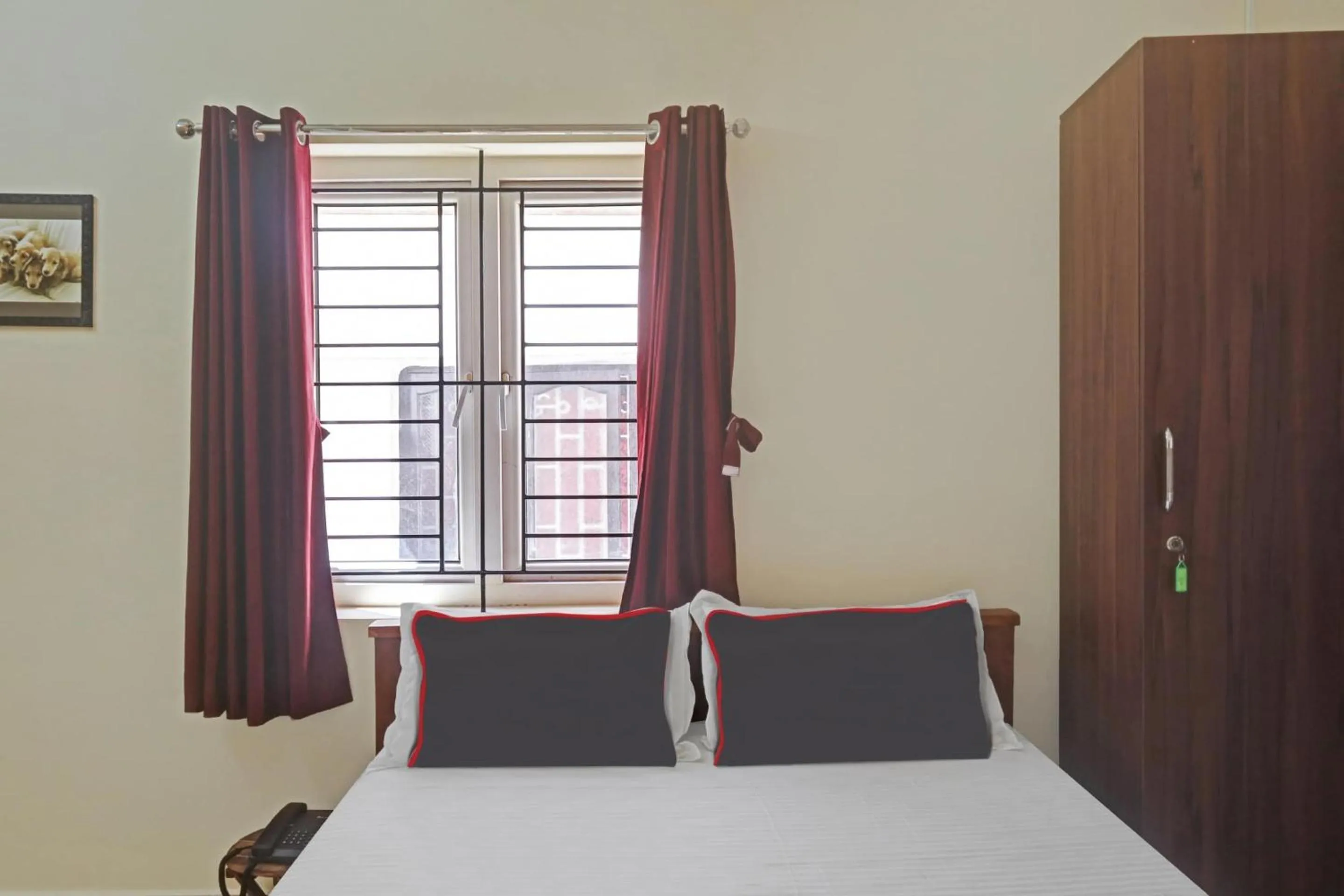 Bedroom, Bed in Collection O Orchid Residency Medavakkam