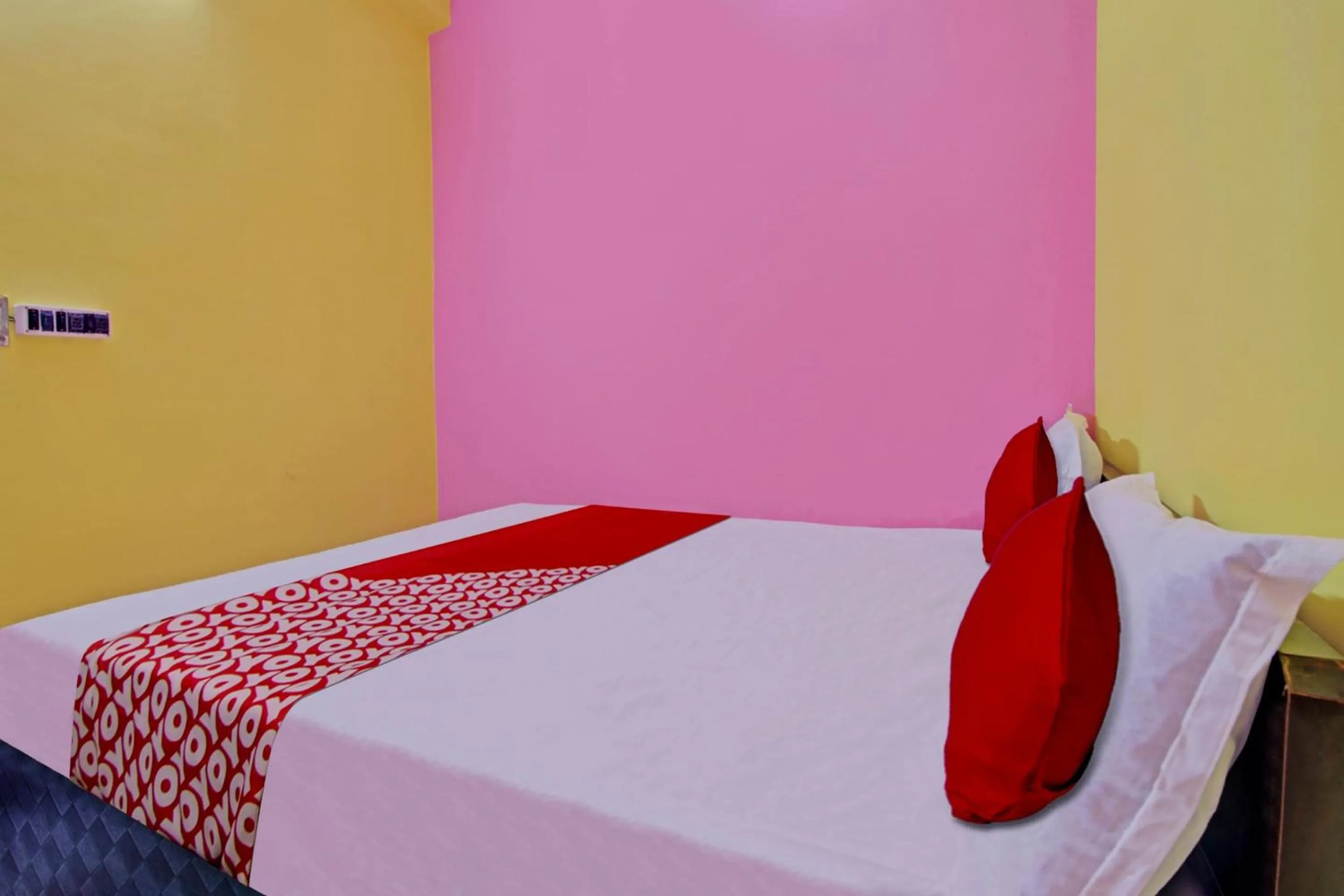 Bedroom, Bed in Hotel O Tiger Inn near Adamas University Barasat