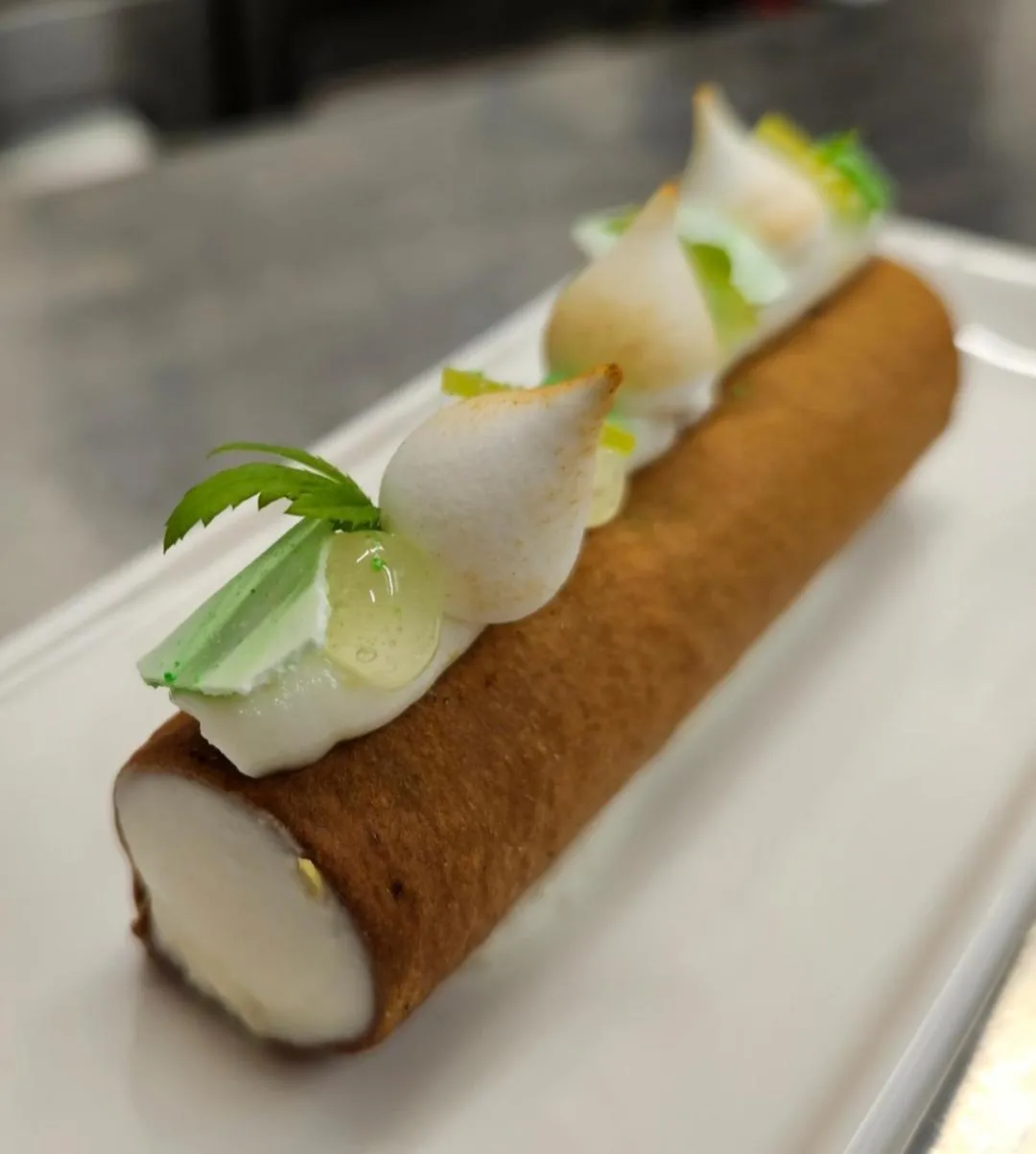 Restaurant/places to eat in PM Hotel