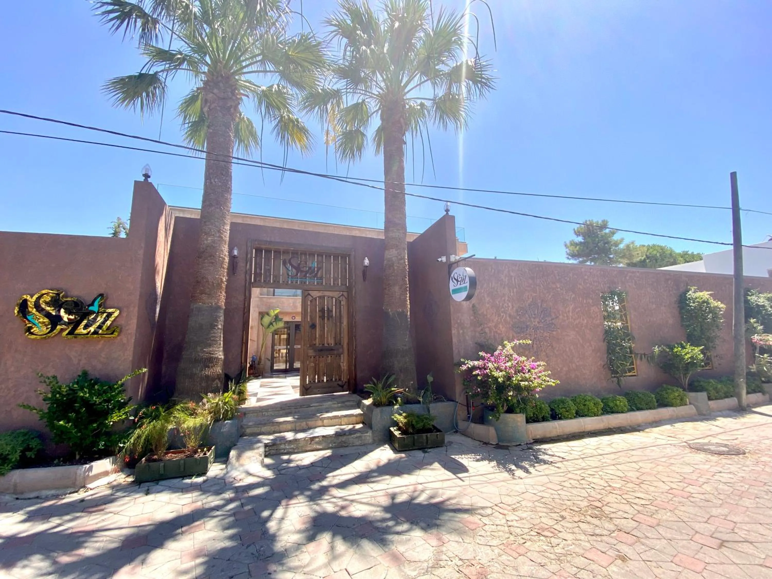 Facade/entrance in Sezz Hotels Spa Wellness Yalikavak Adult Only