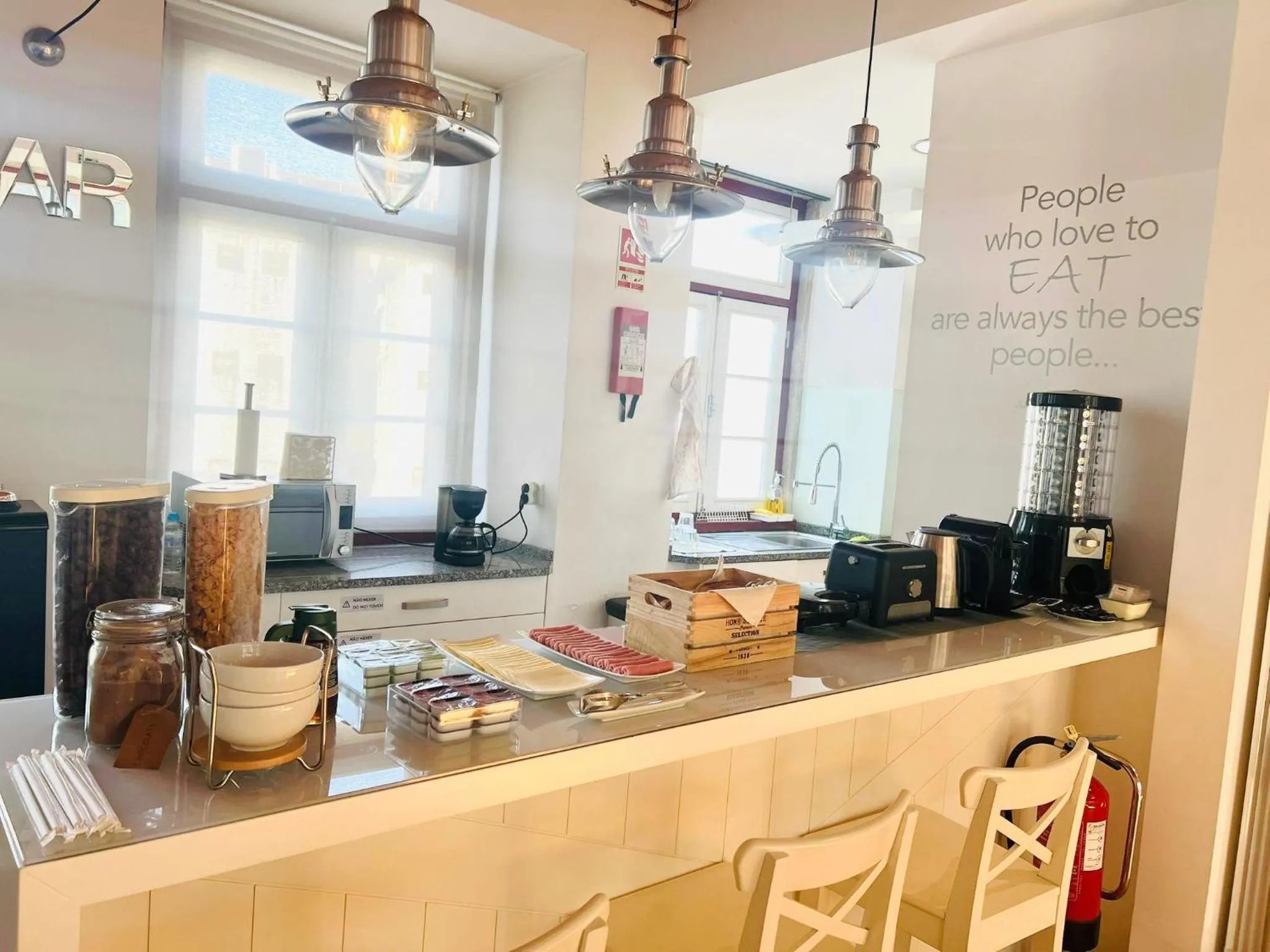 R3 Service - Five Senses in Coimbra