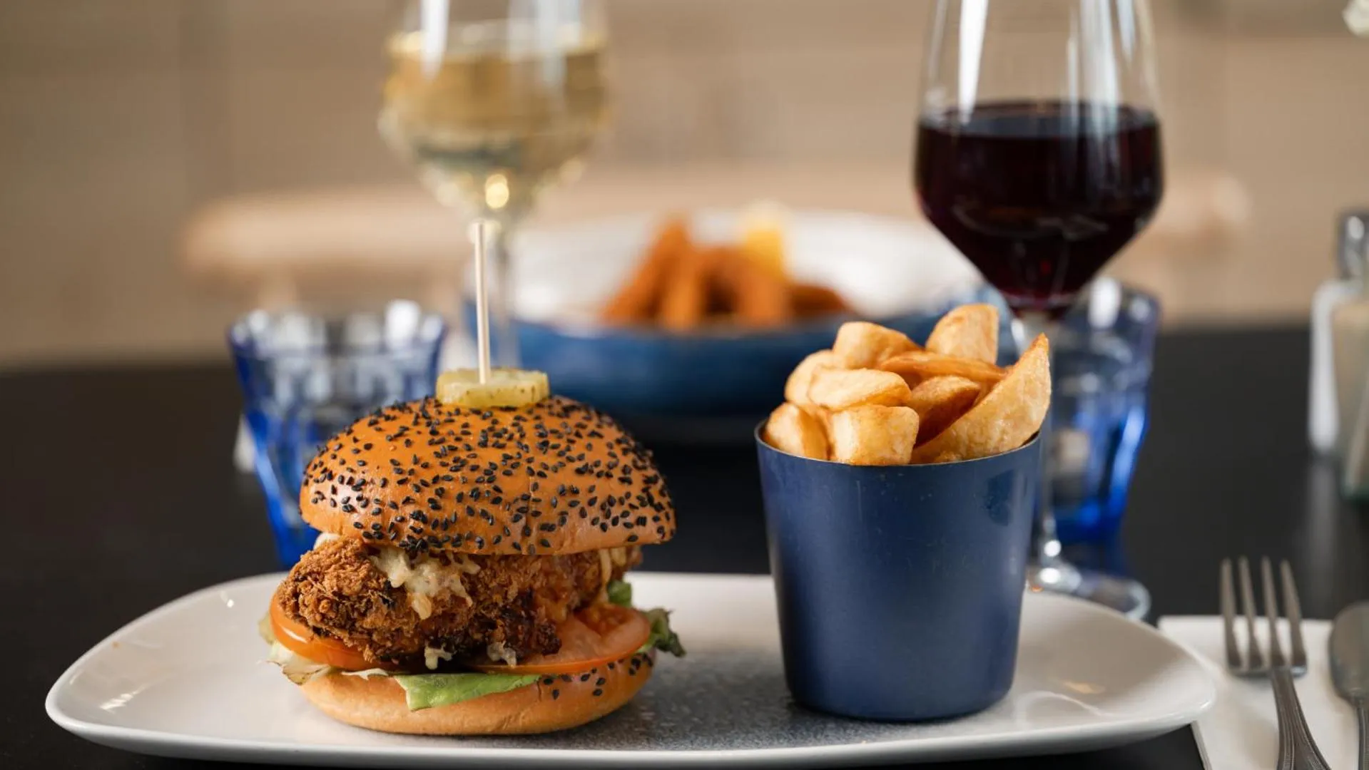 Restaurant/places to eat in Marine Hotel Ballycastle