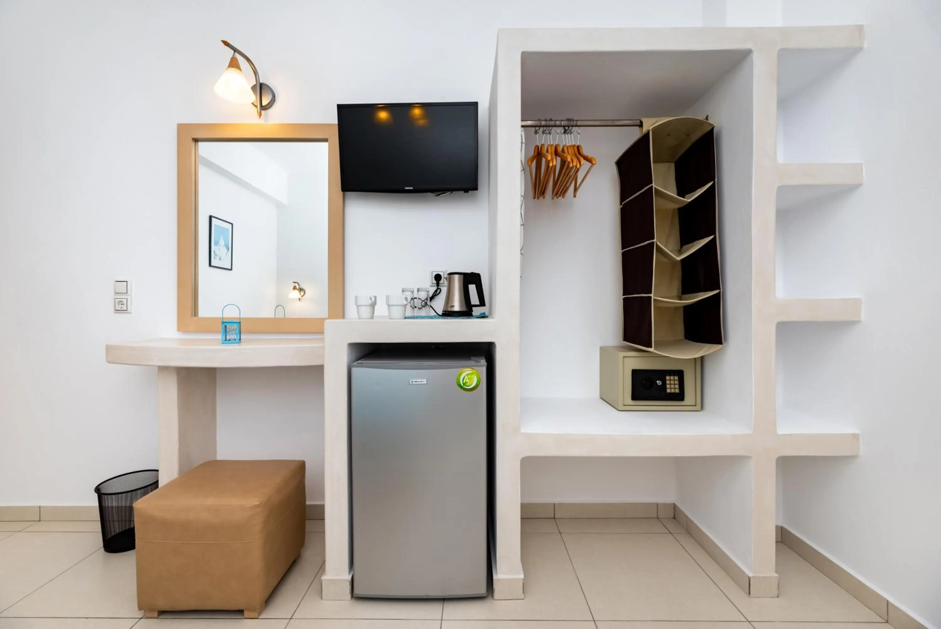 TV and multimedia in Stelios Place