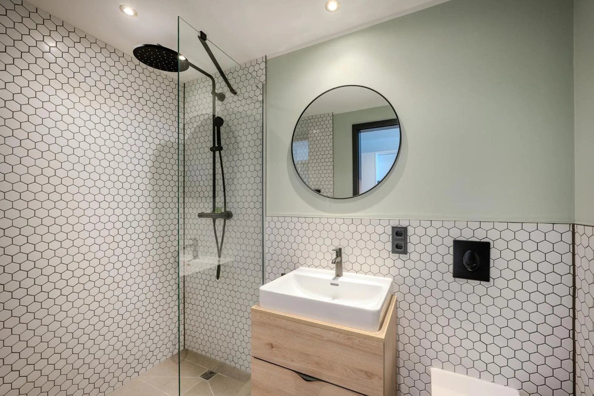 Bathroom in The Base Berlin ONE