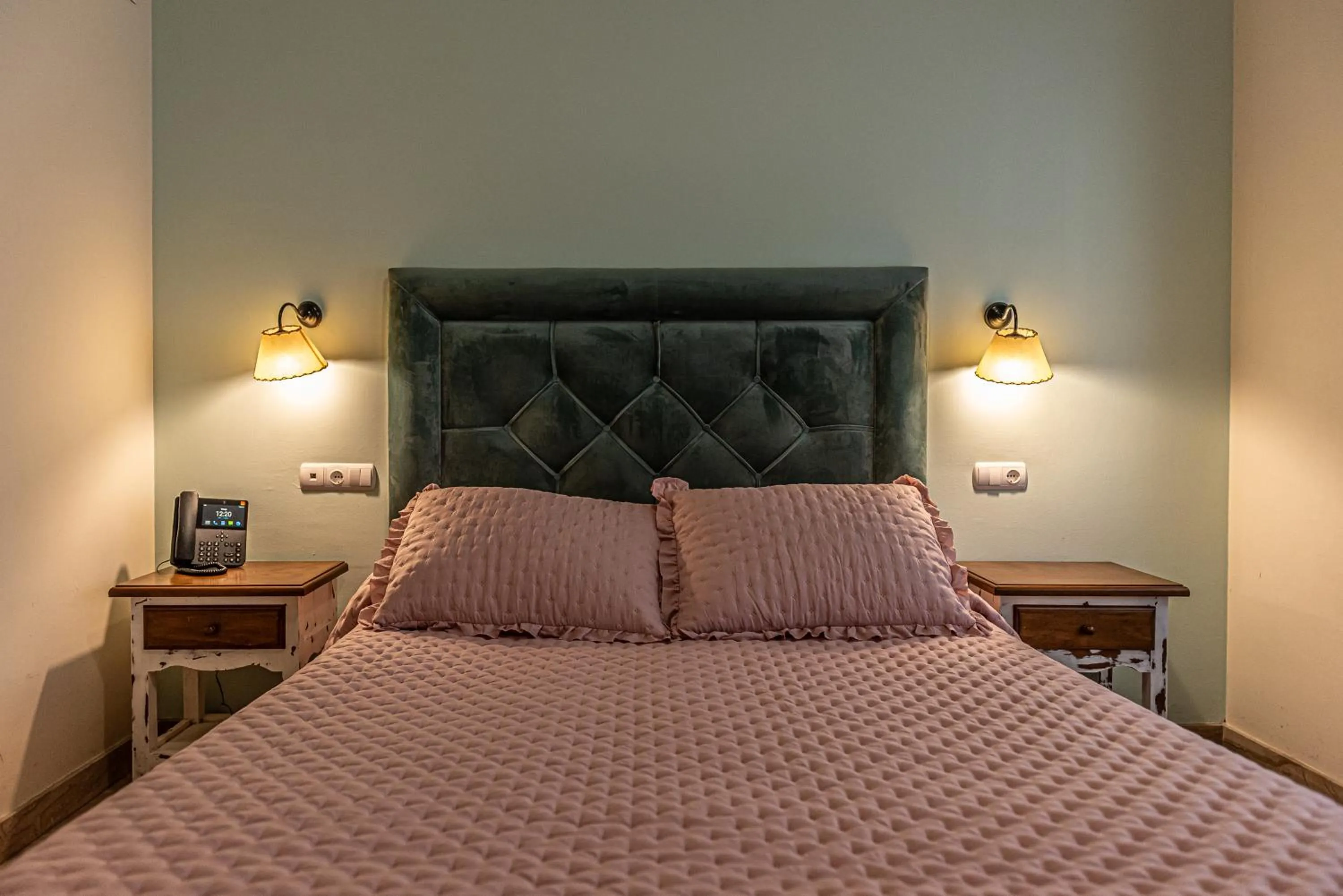 Bed in Hotel Las Rosas