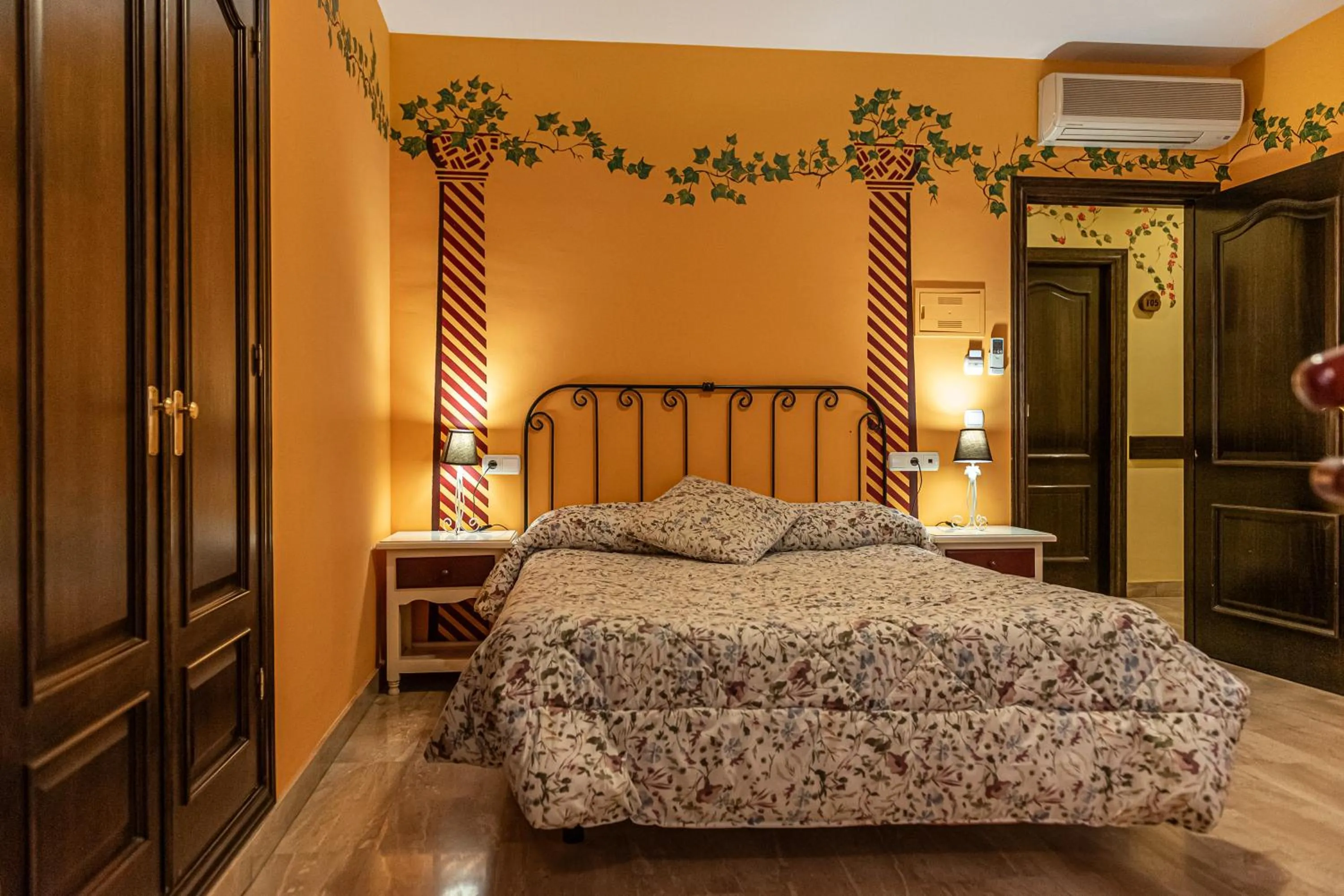 Bed in Hotel Las Rosas