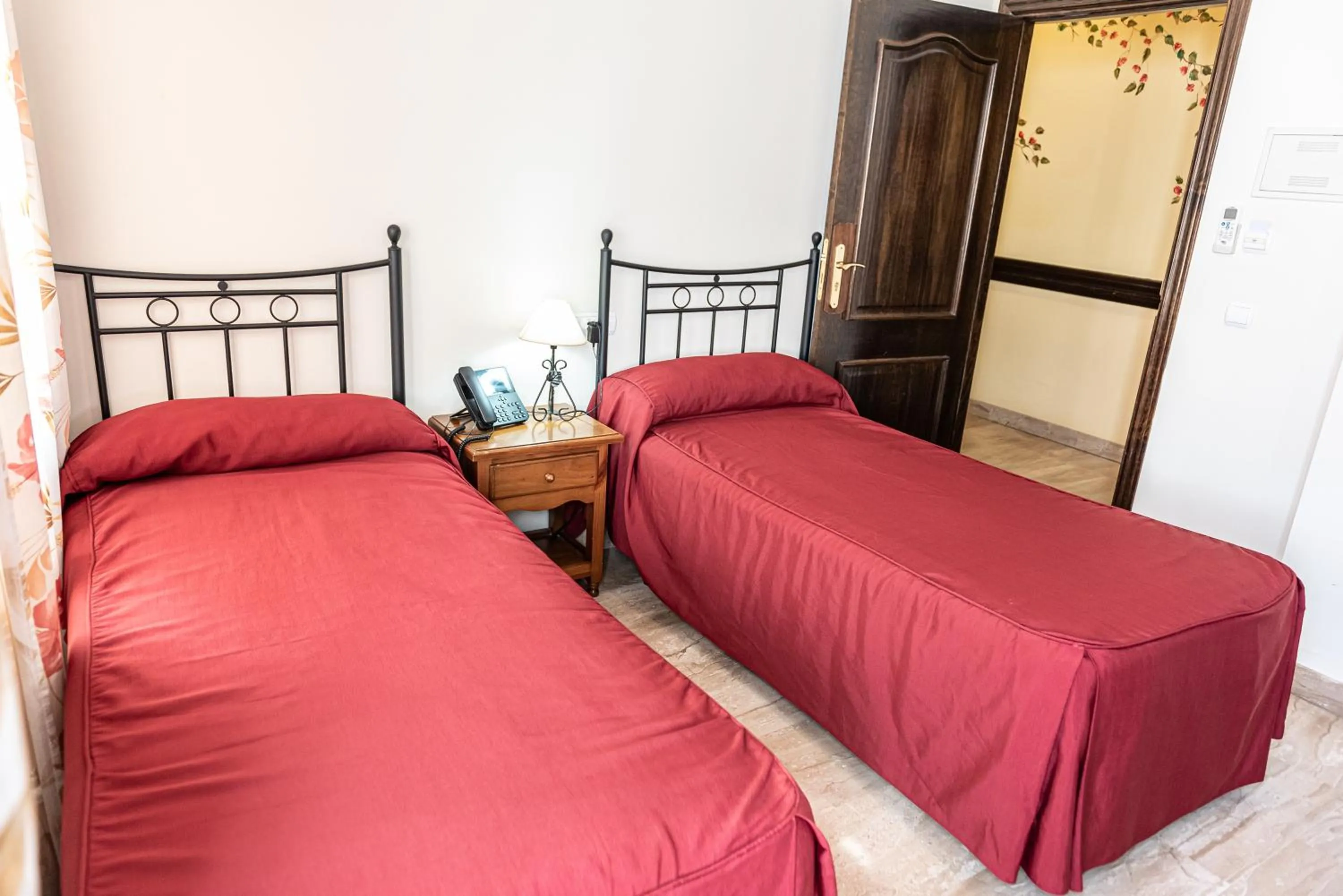 Bed in Hotel Las Rosas