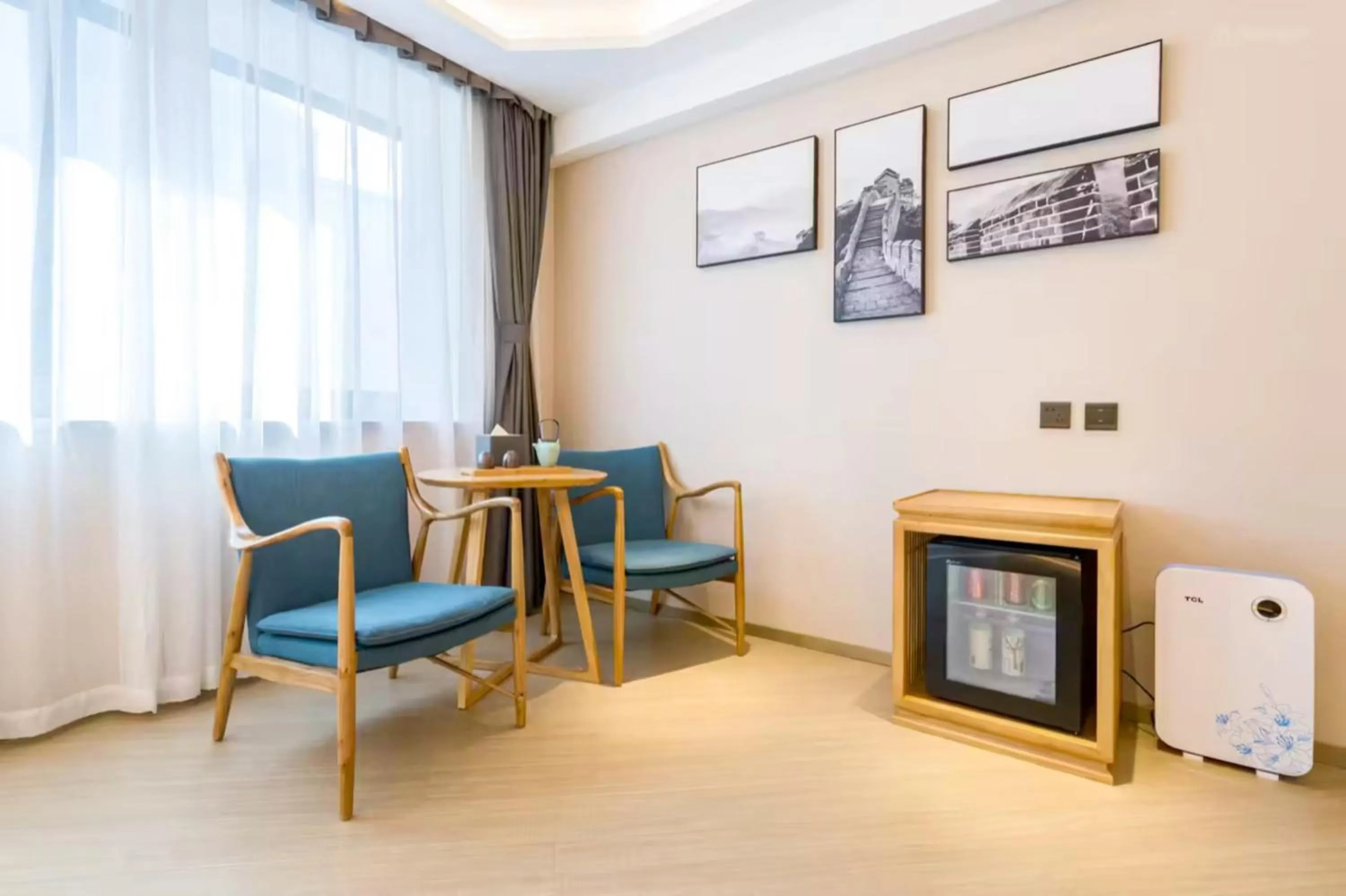 Seating area in Atour Hotel Beijing Fuxingmen