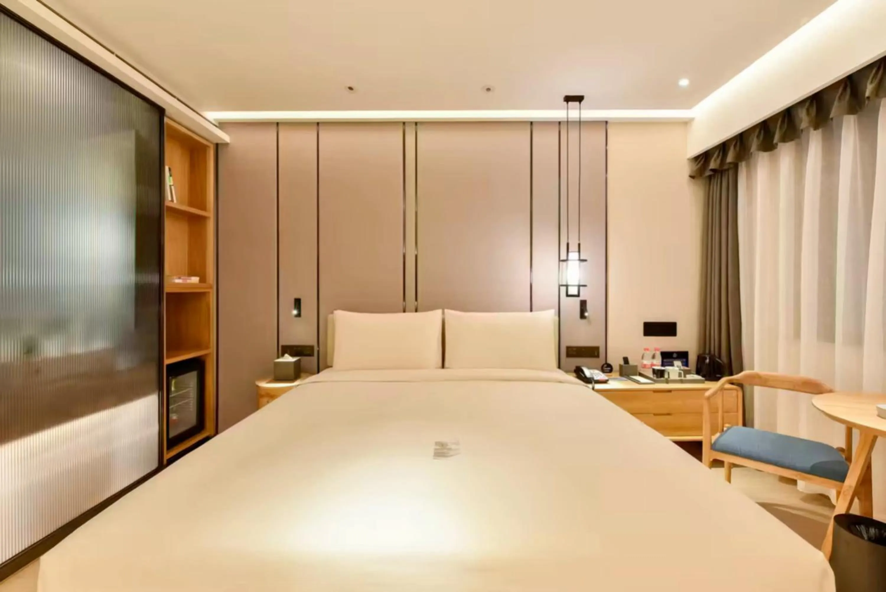 Bed in Atour Hotel Beijing Fuxingmen