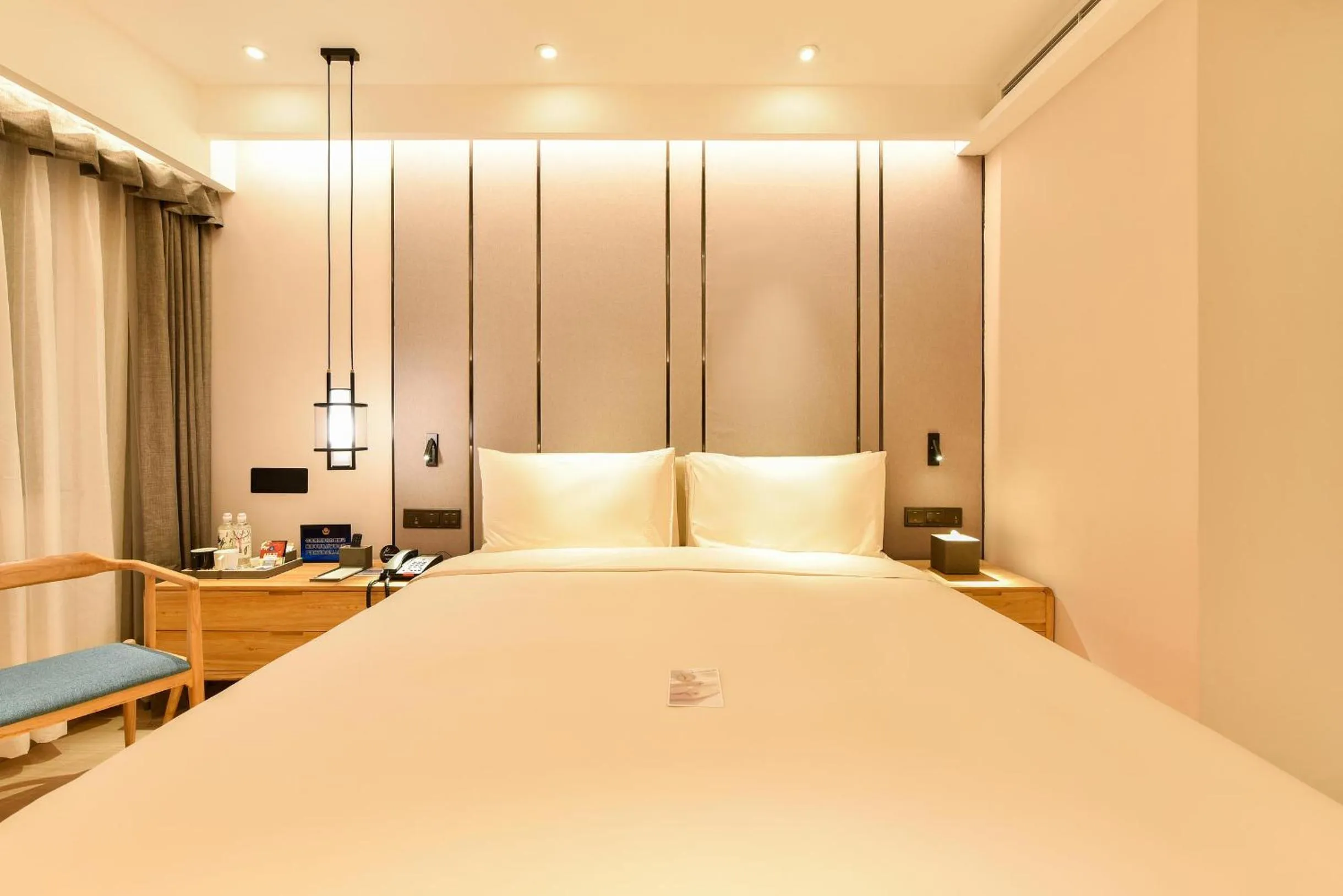 Bed in Atour Hotel Beijing Fuxingmen