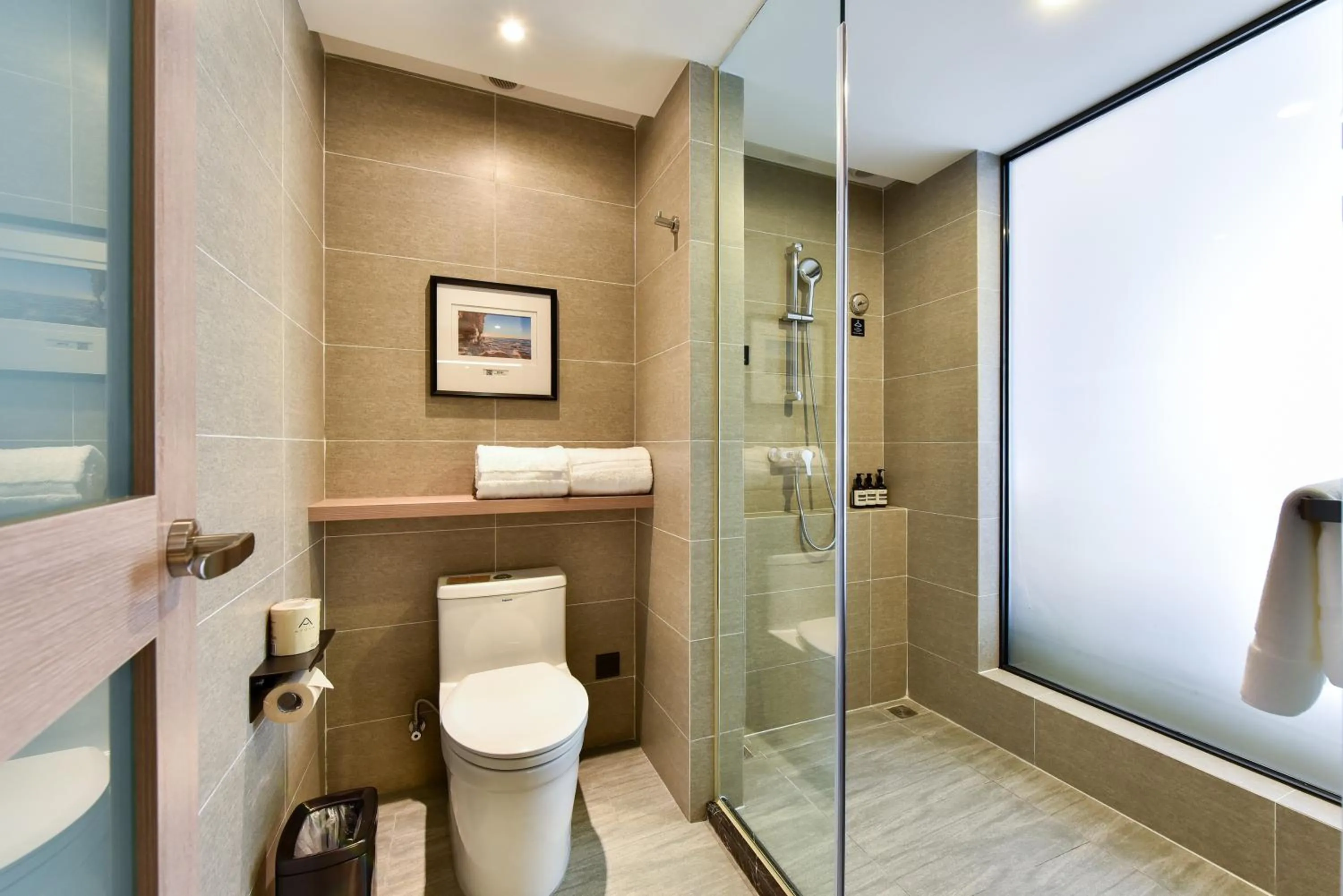 Toilet in Atour Hotel Dalian Development Zone Jinma Road